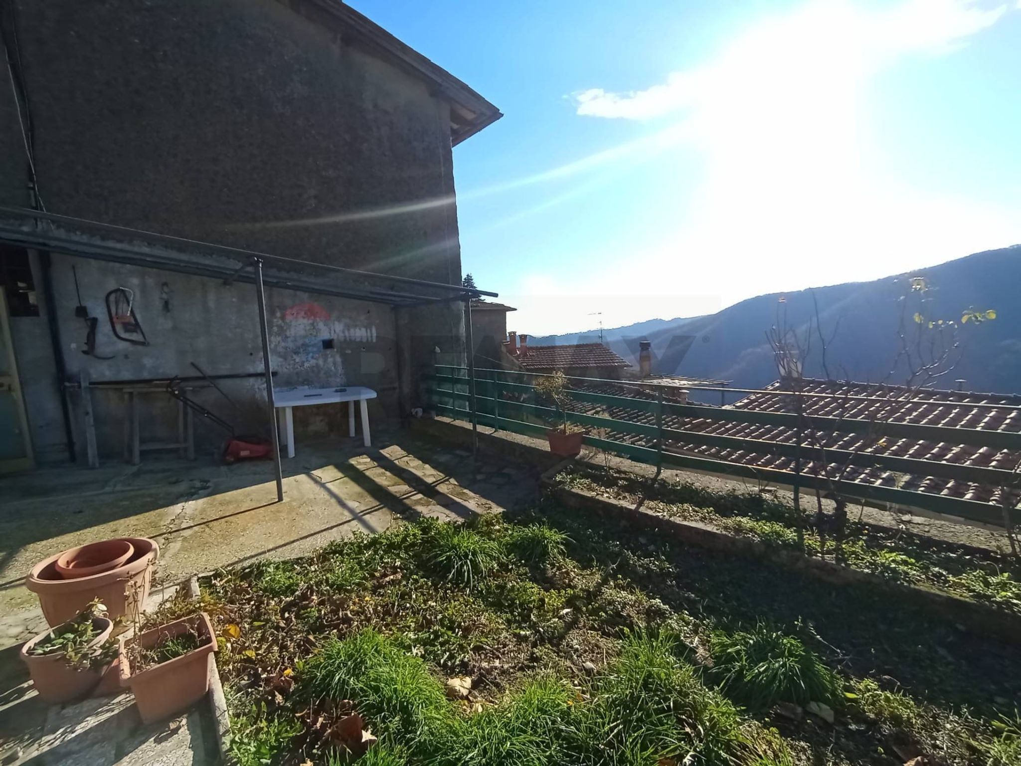 Edificio all'aperto
