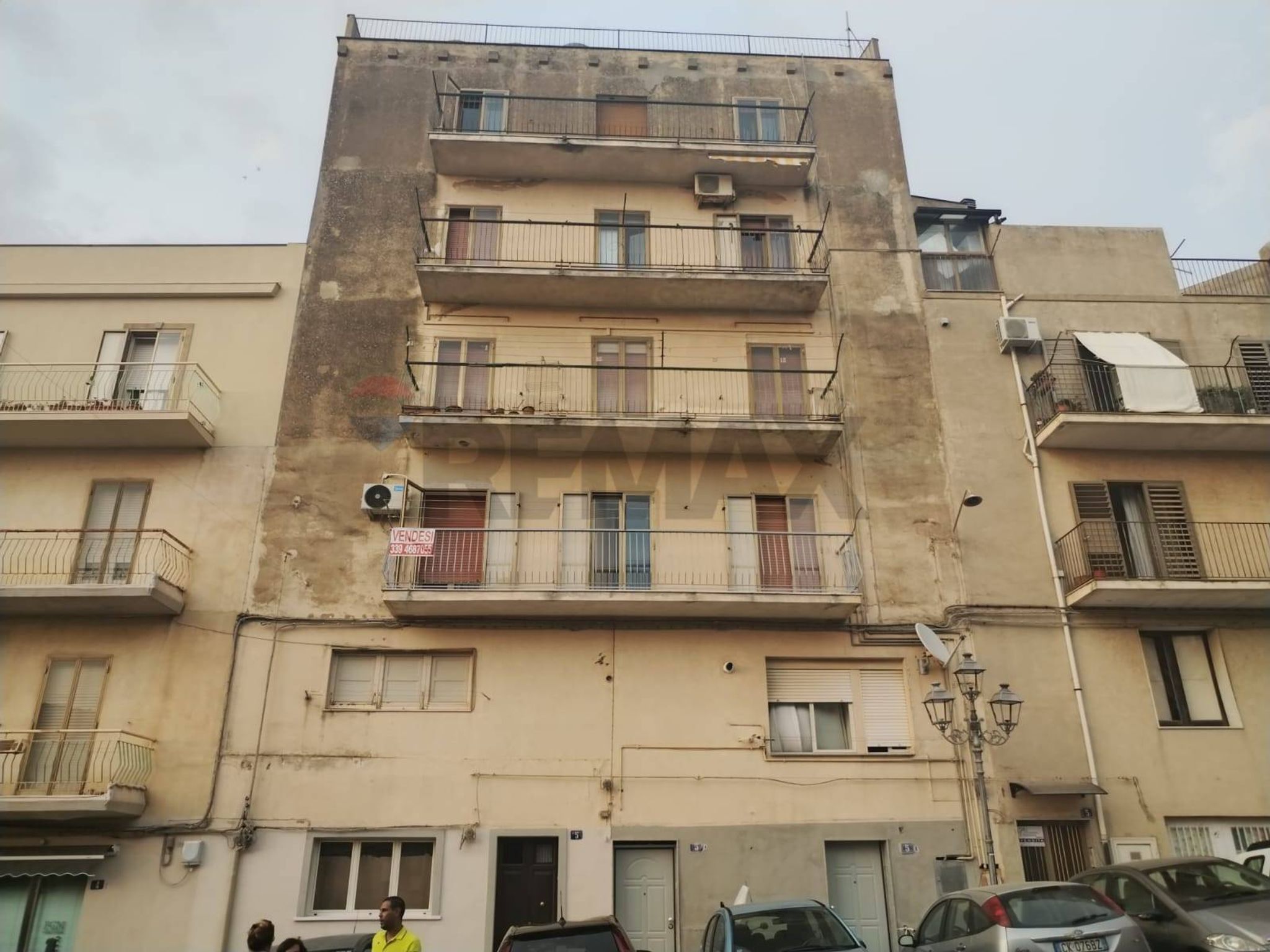 Edificio all'aperto