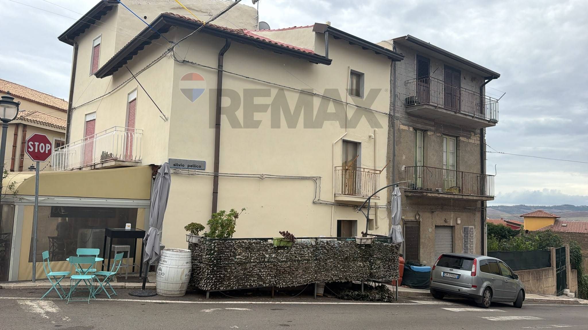 Edificio all'aperto