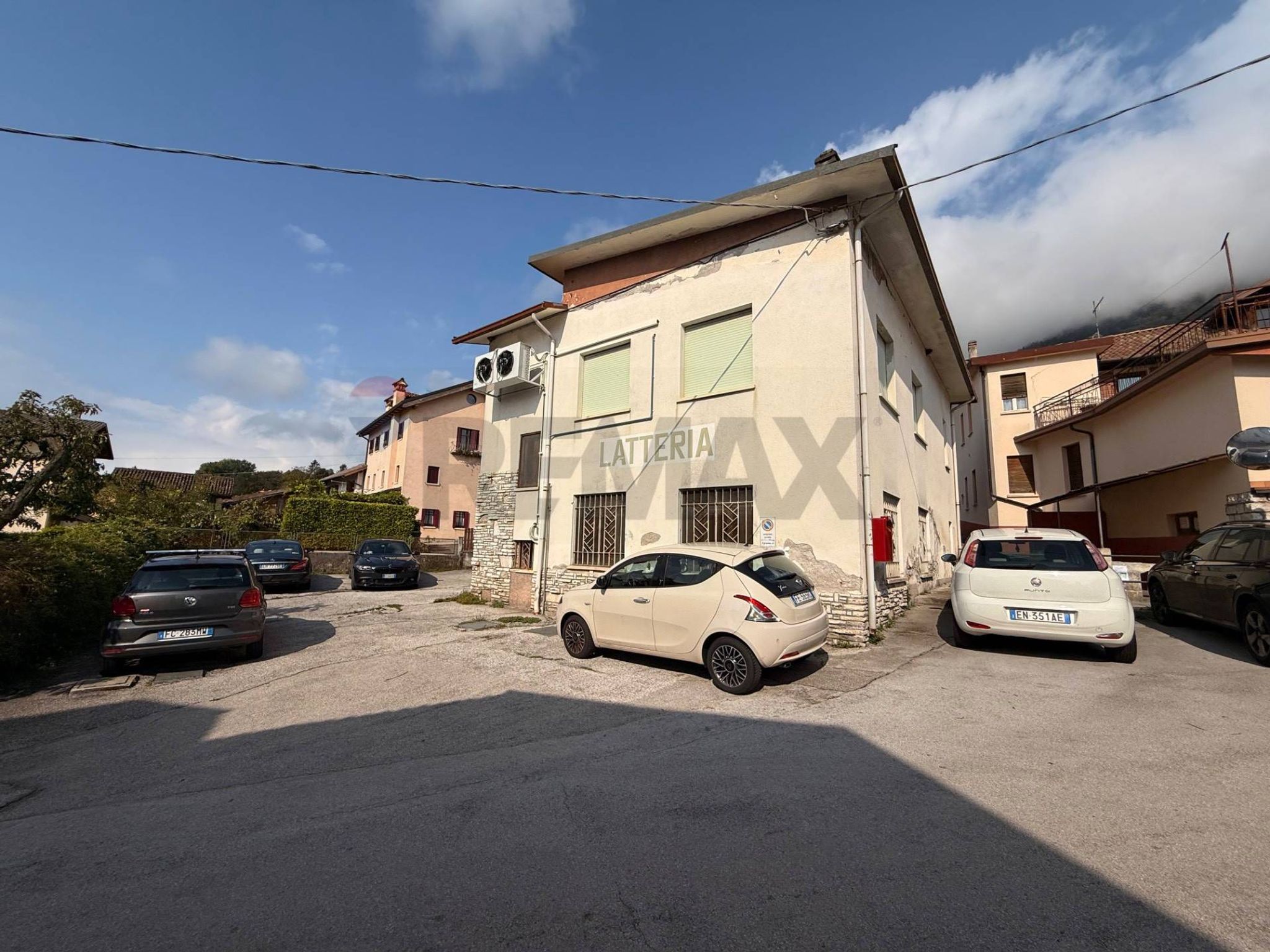 Edificio all'aperto