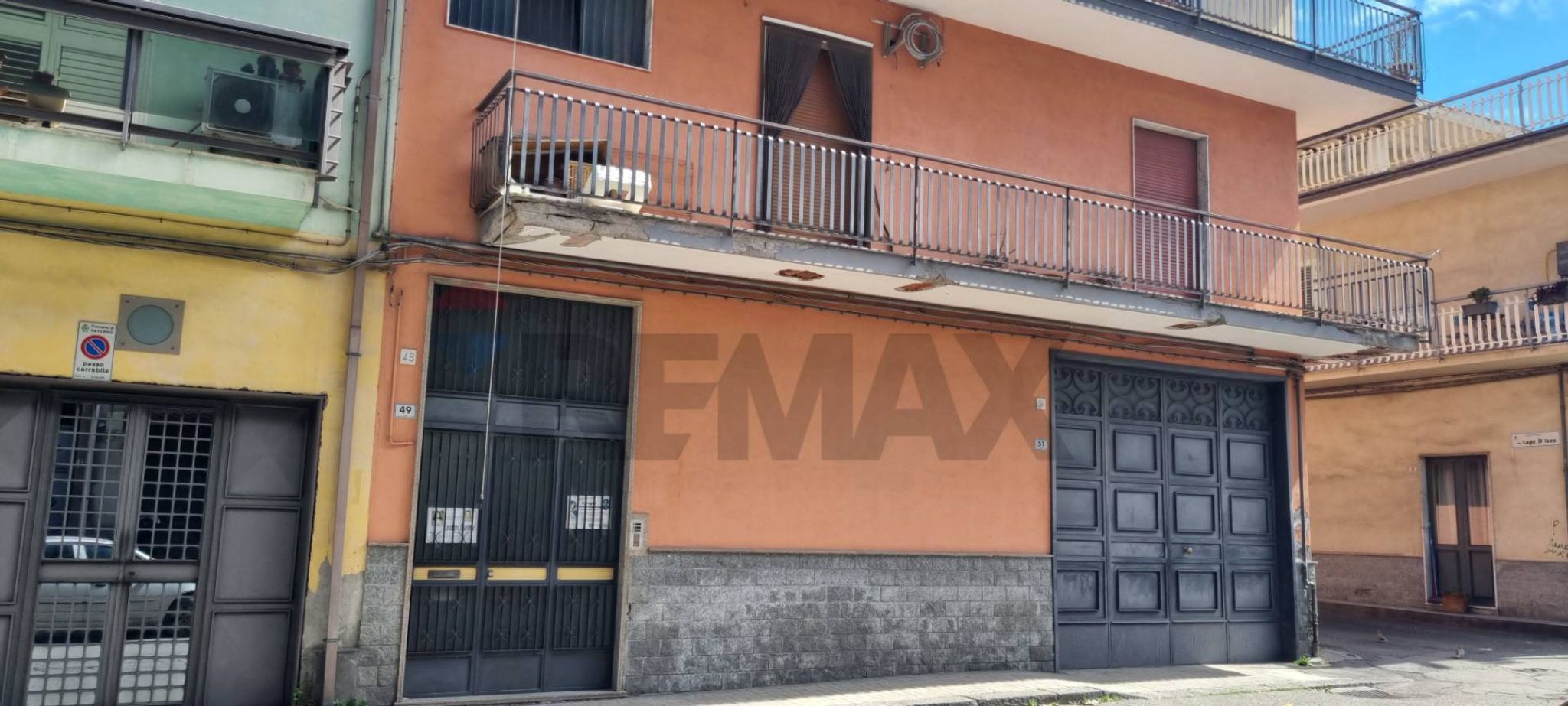 Edificio all'aperto