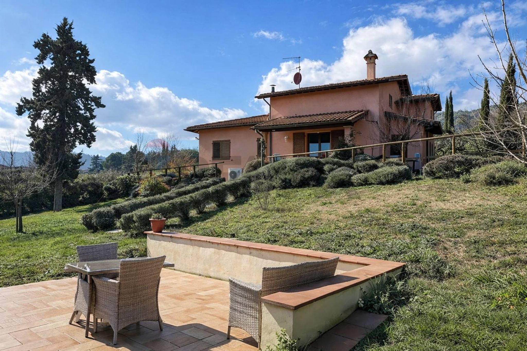 Casa all'aperto