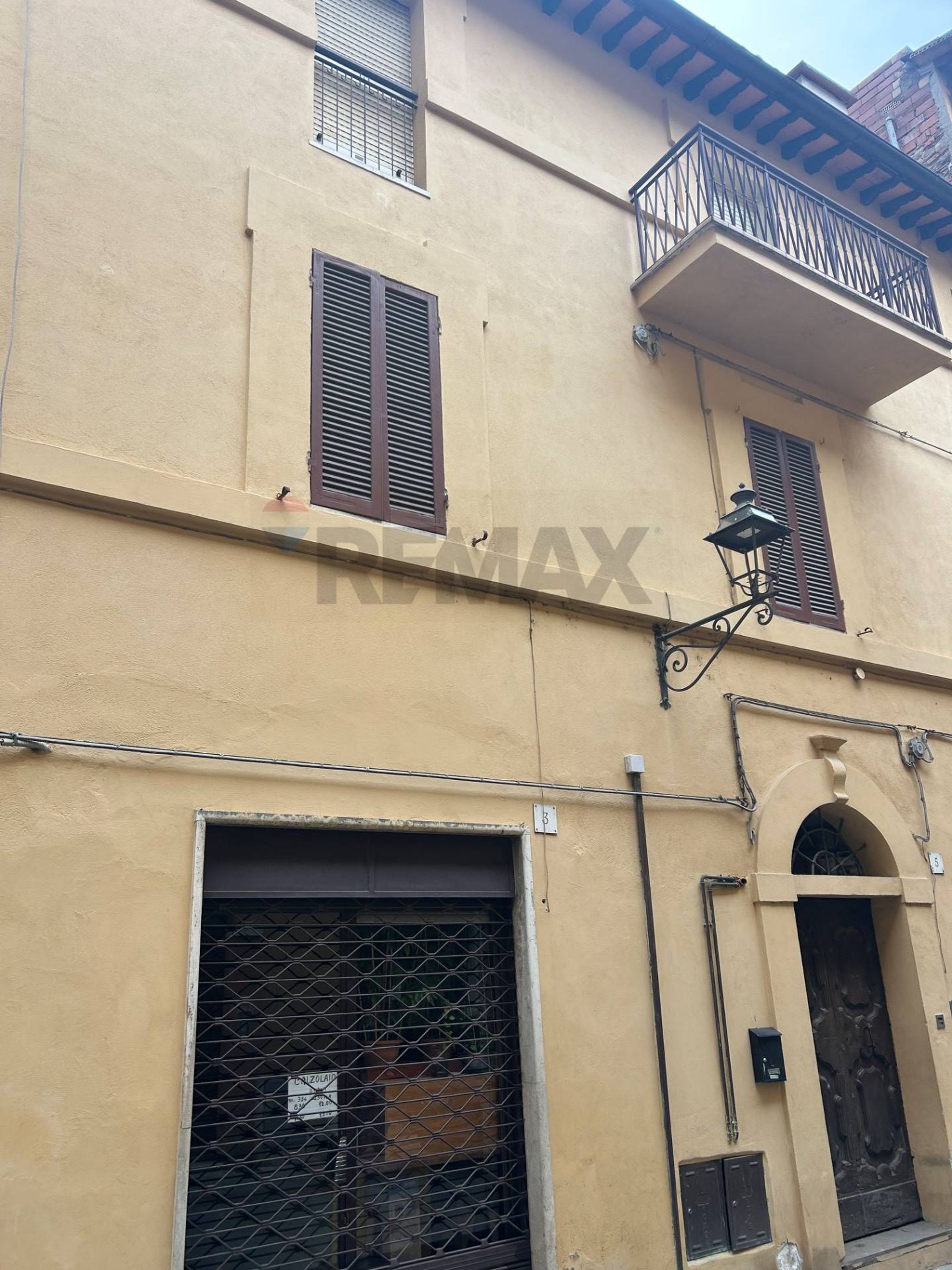 Edificio all'aperto