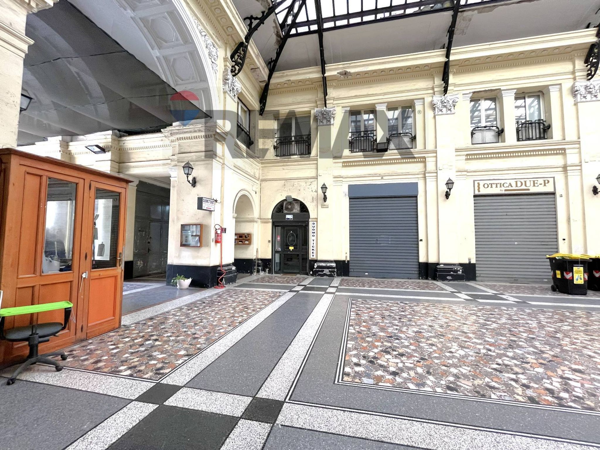 Edificio all'aperto