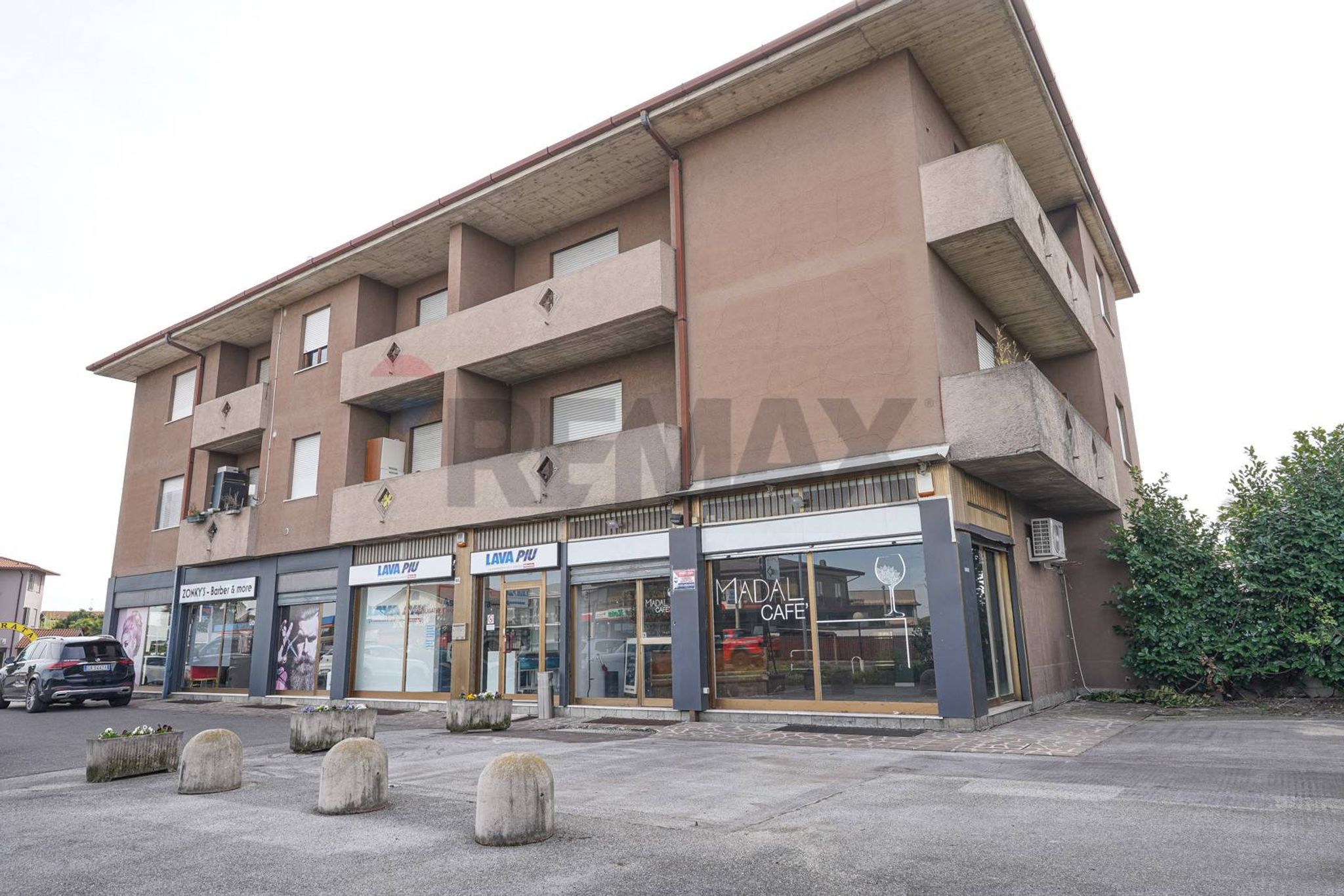Edificio all'aperto
