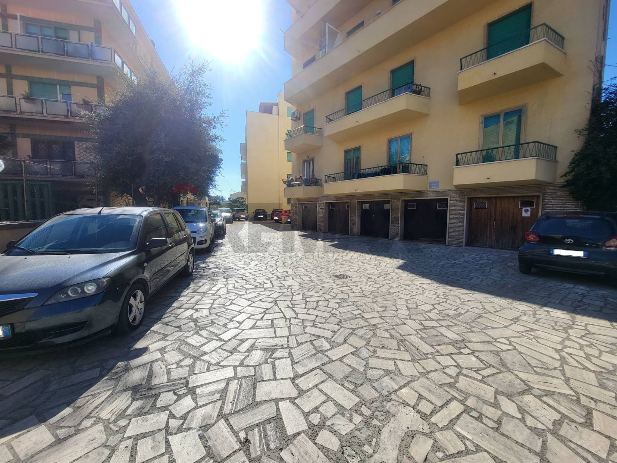 Edificio all'aperto