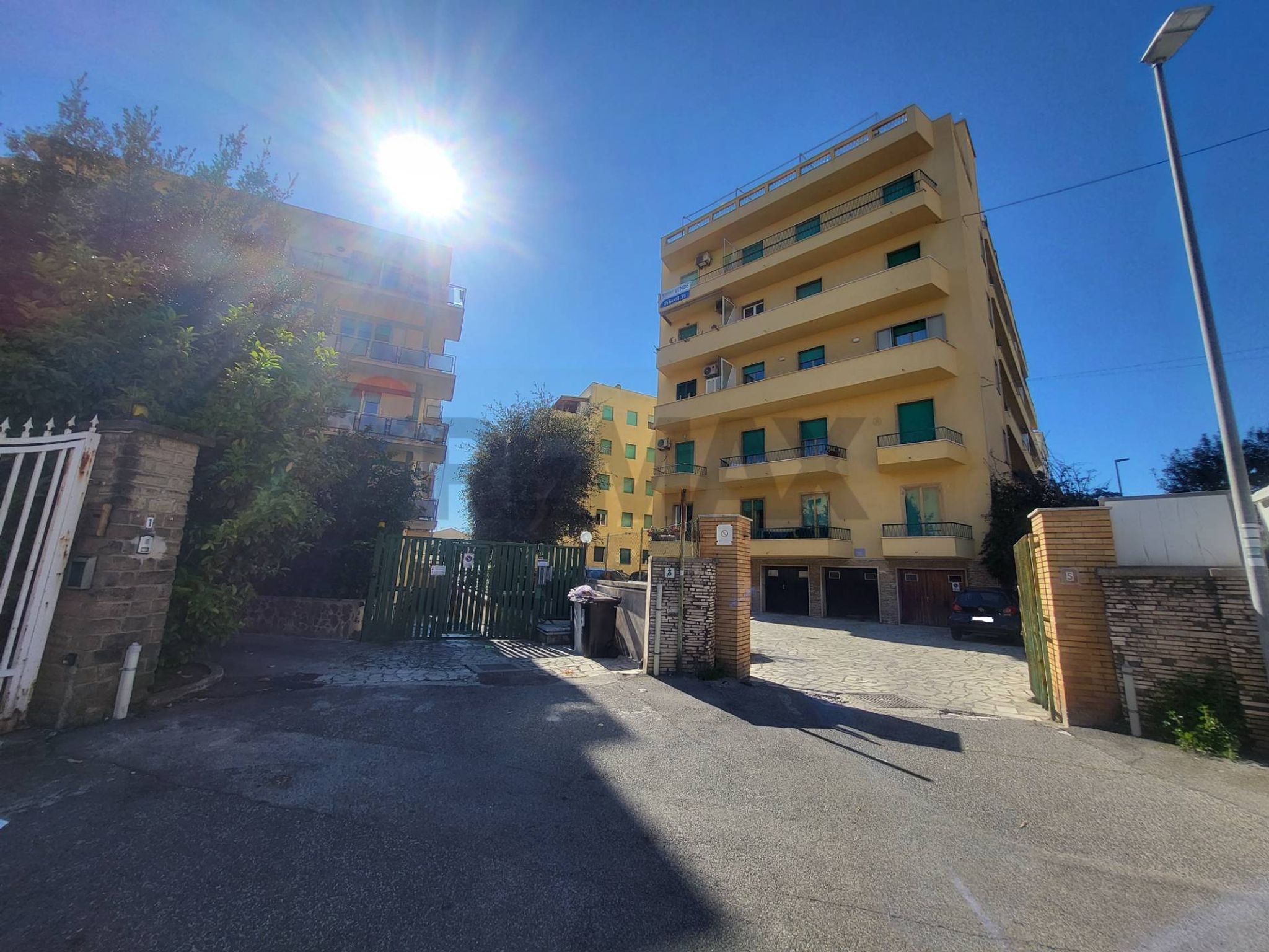 Immobile a Anzio
