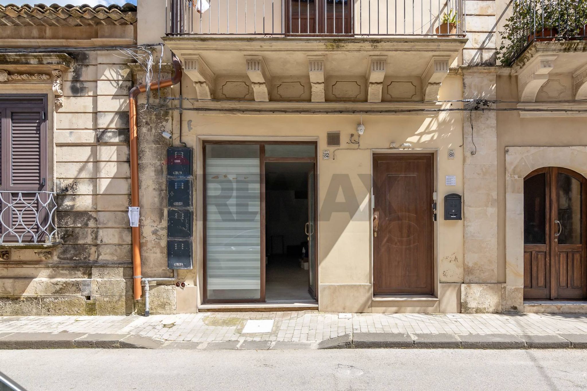 Edificio all'aperto