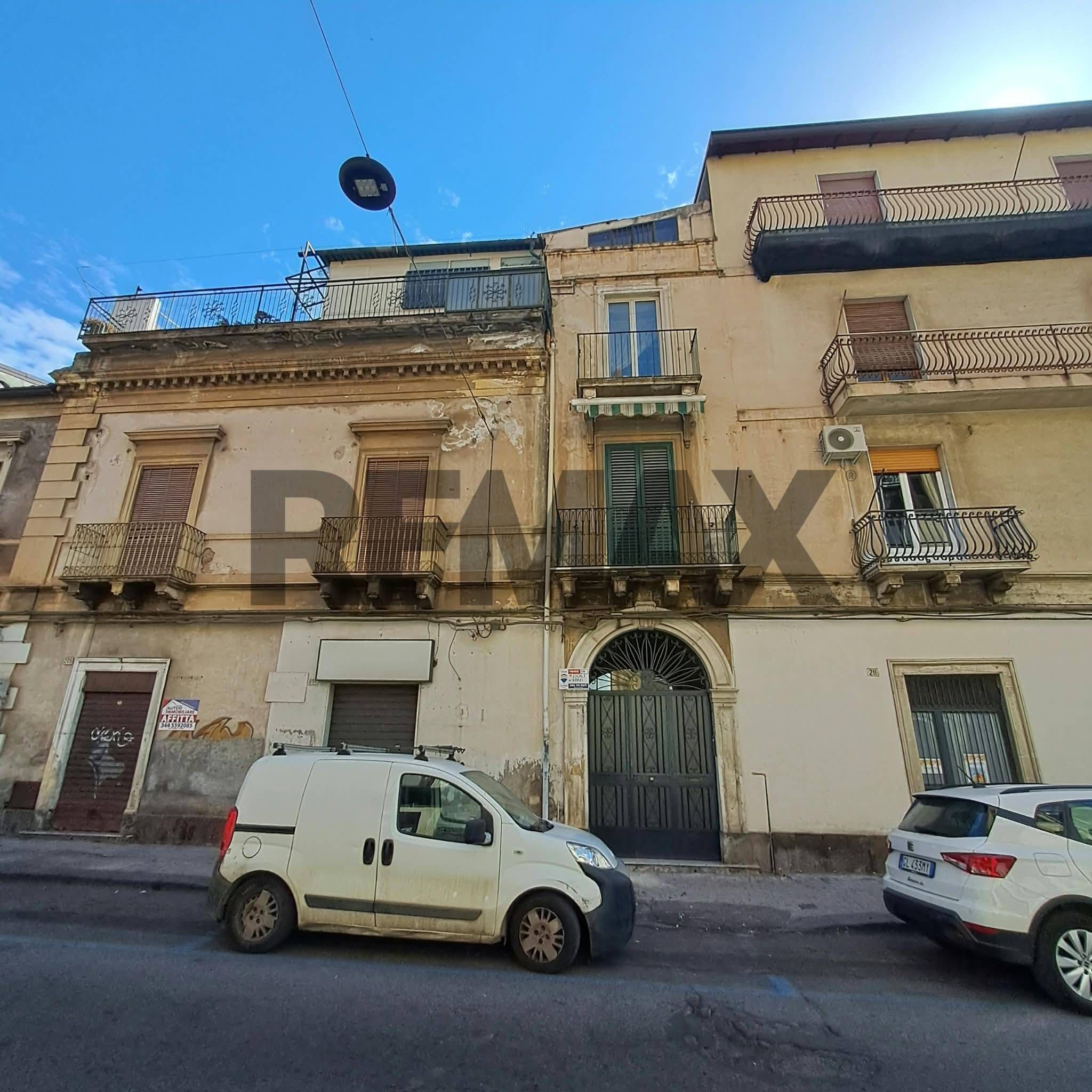 Edificio all'aperto