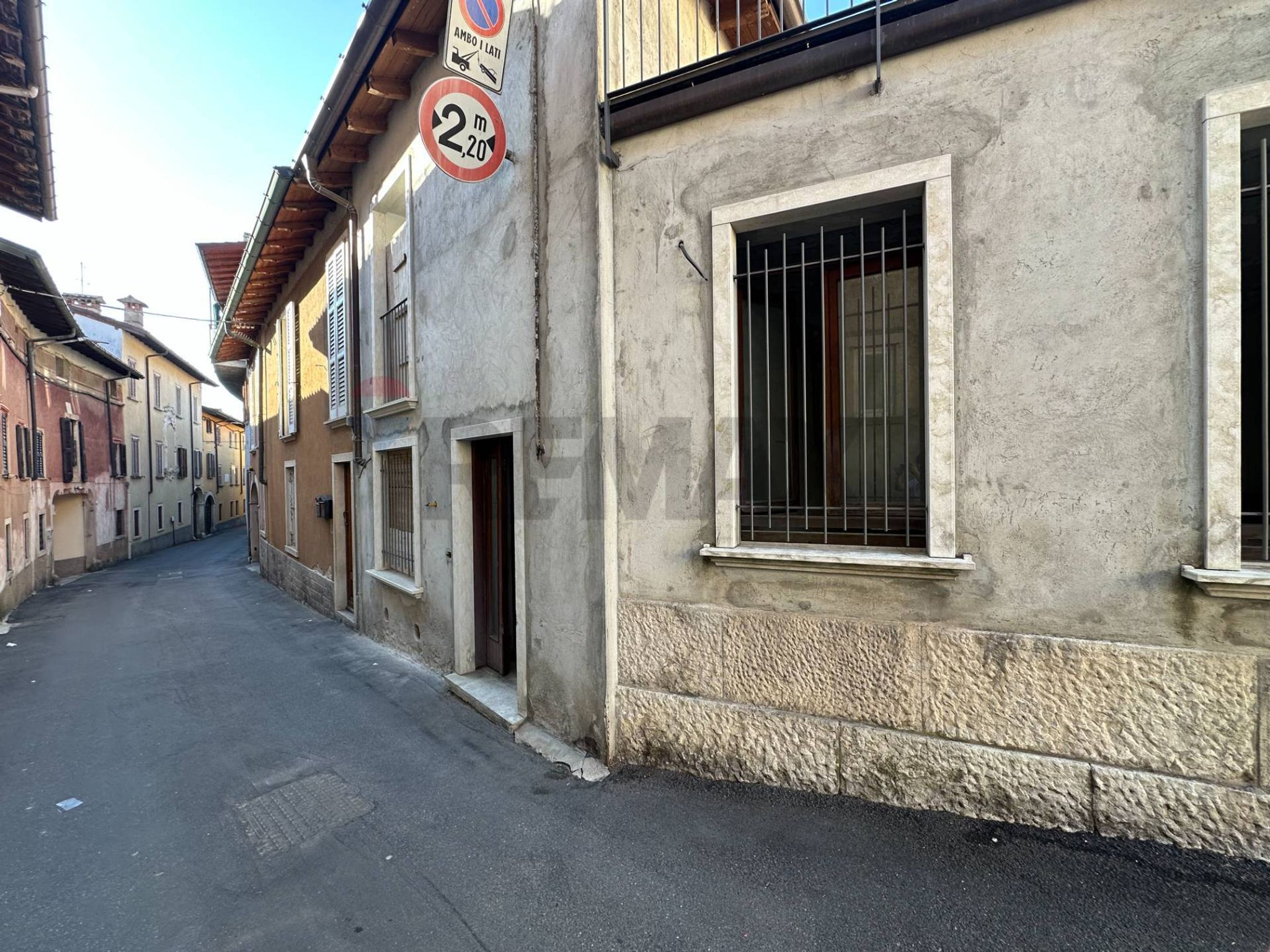 Edificio all'aperto