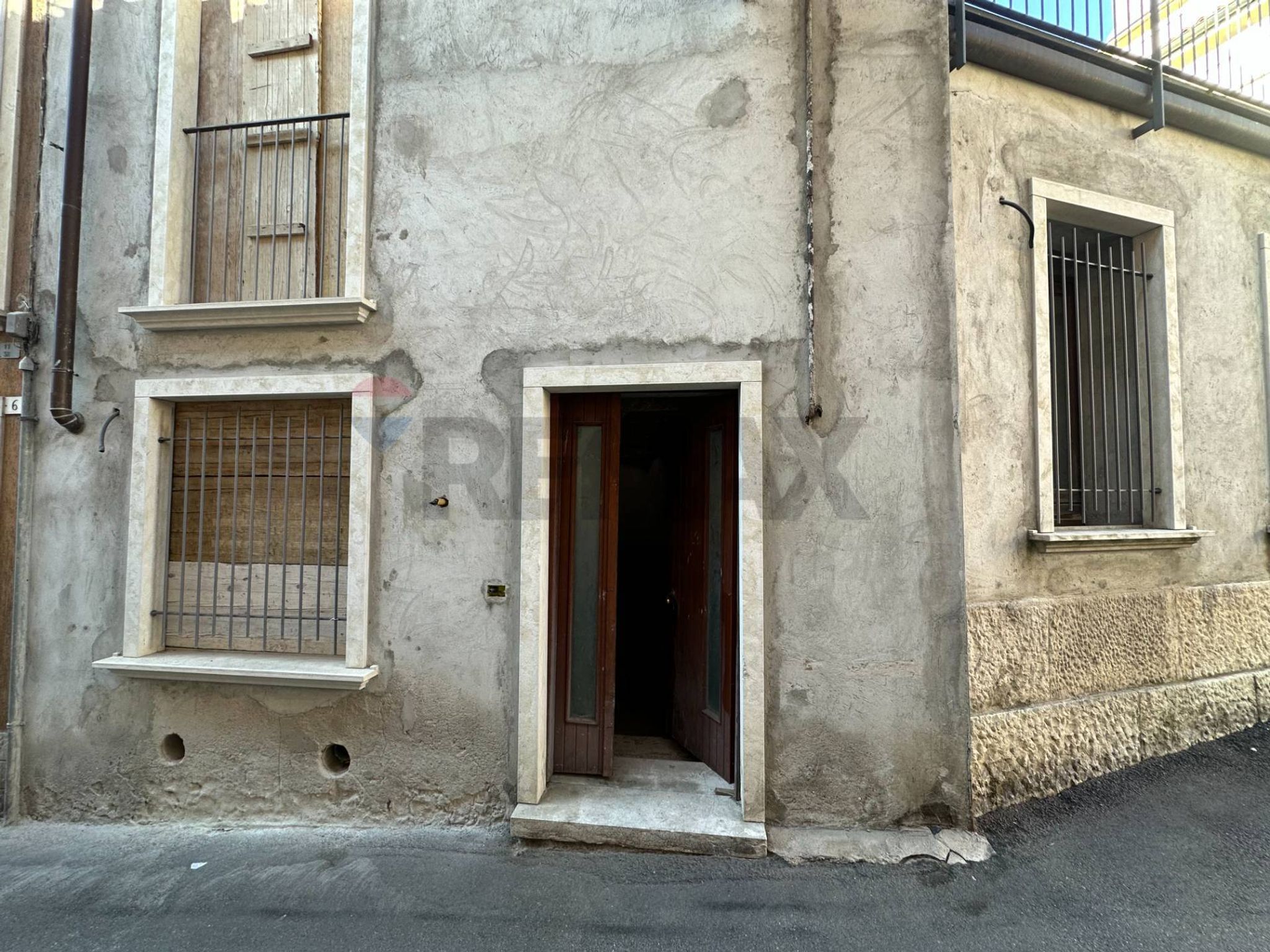 Edificio all'aperto