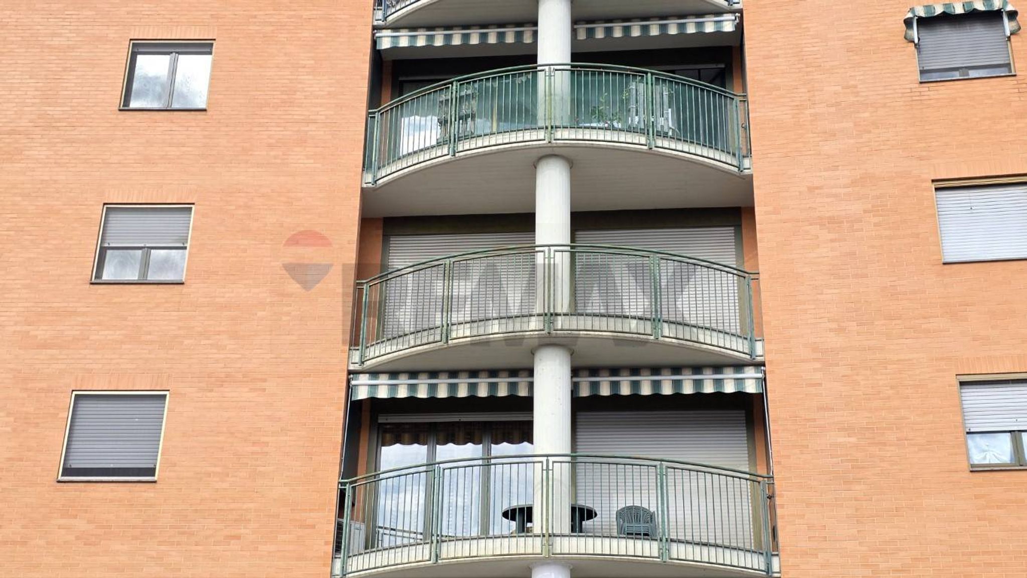 Edificio all'aperto