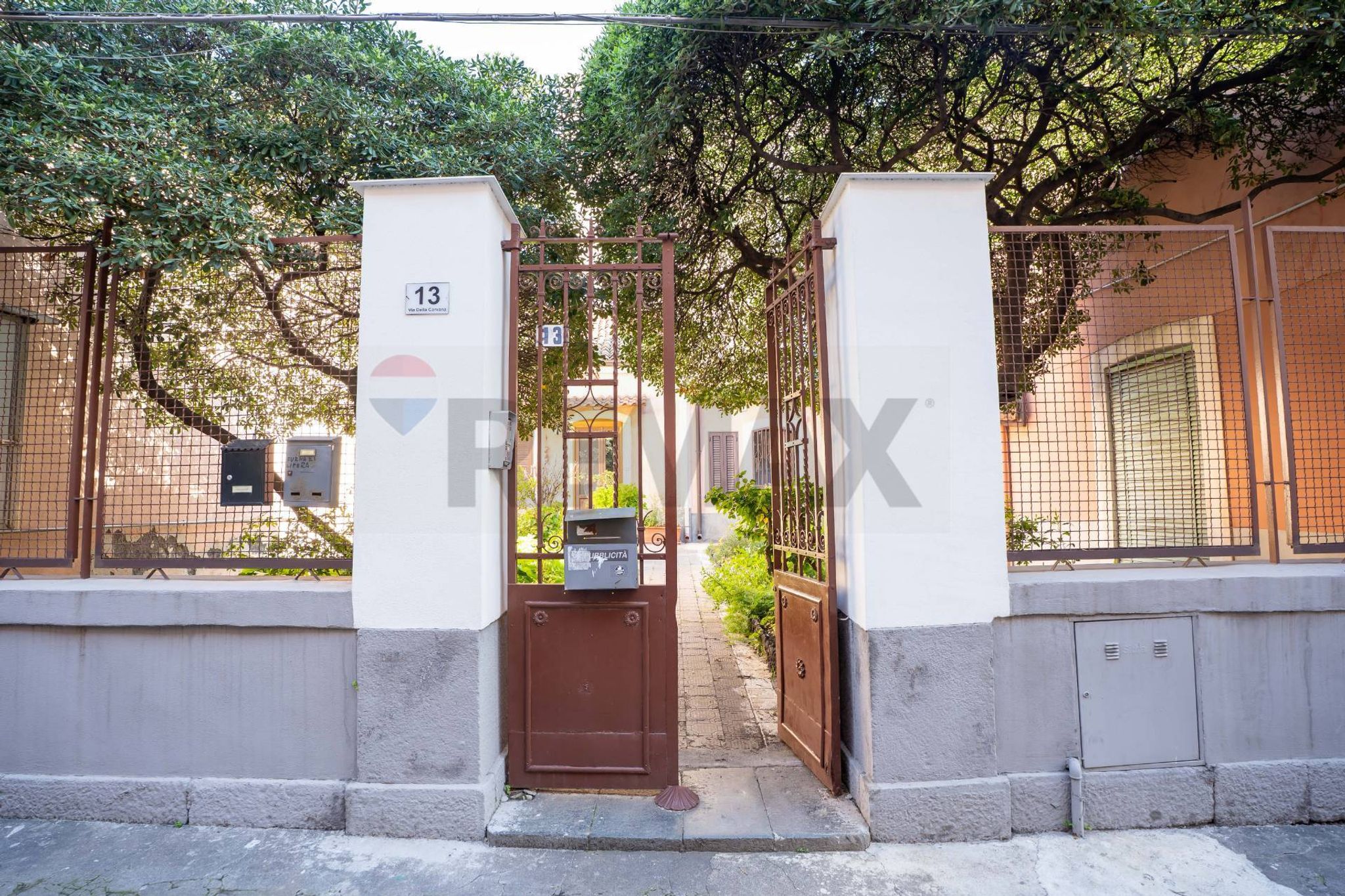 Edificio all'aperto