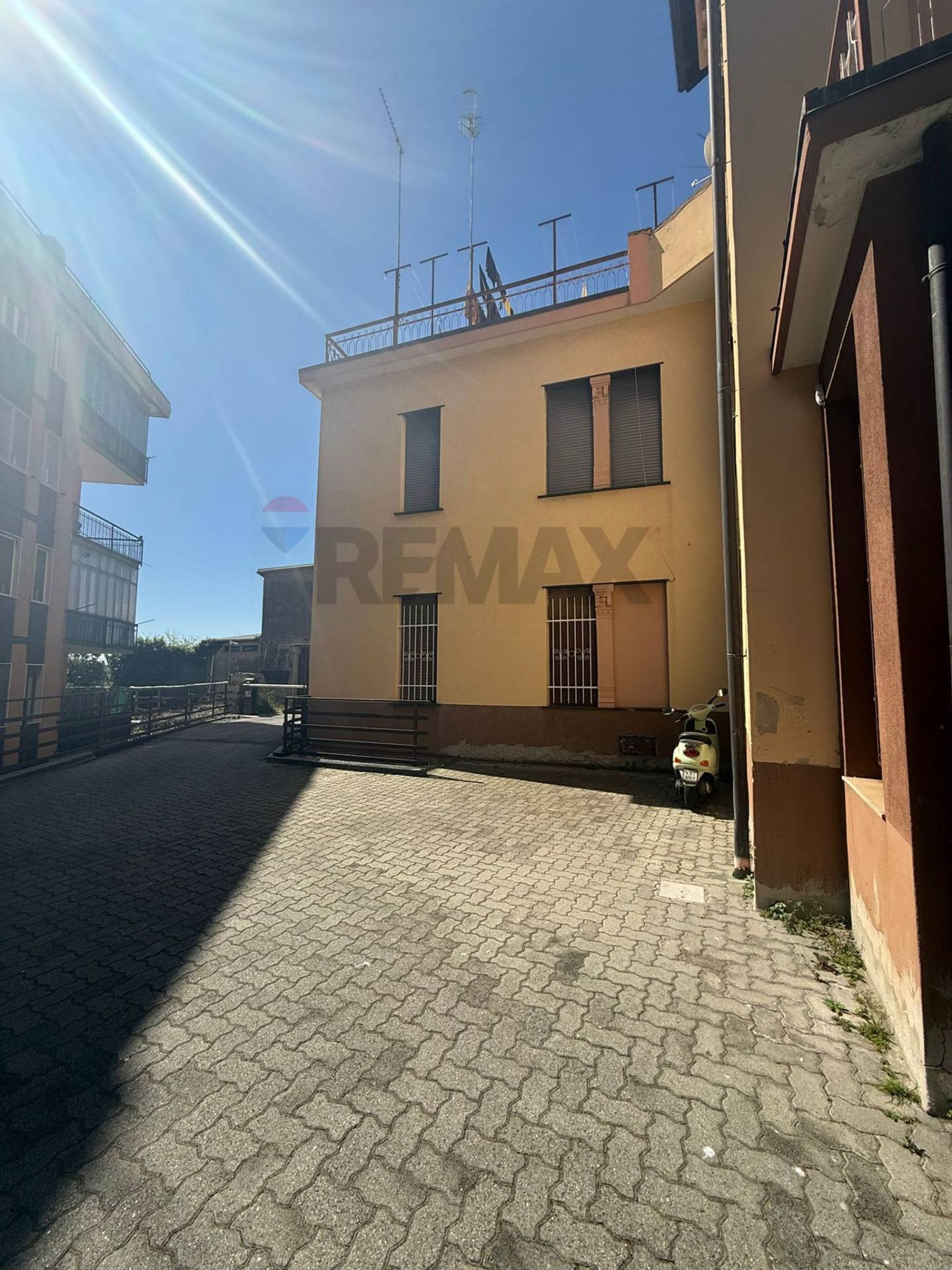 Immobile a Savona