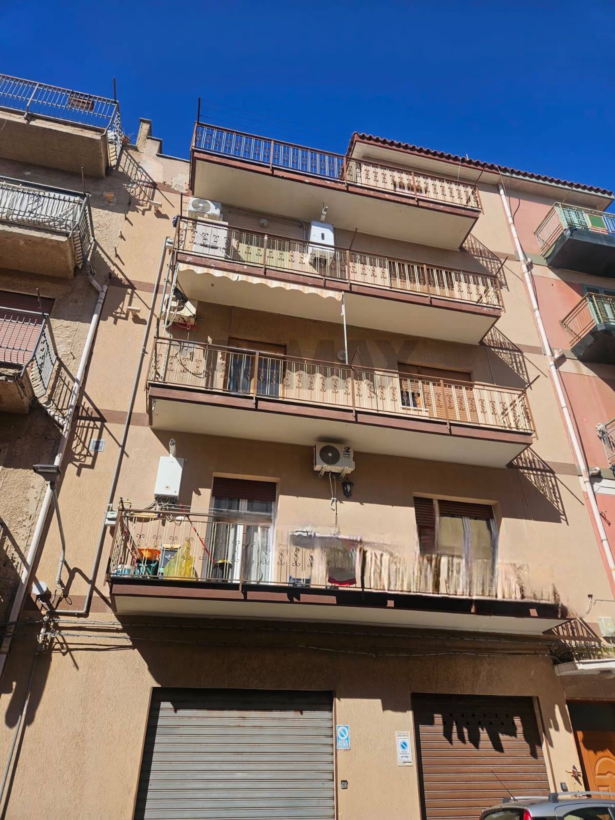 Edificio all'aperto