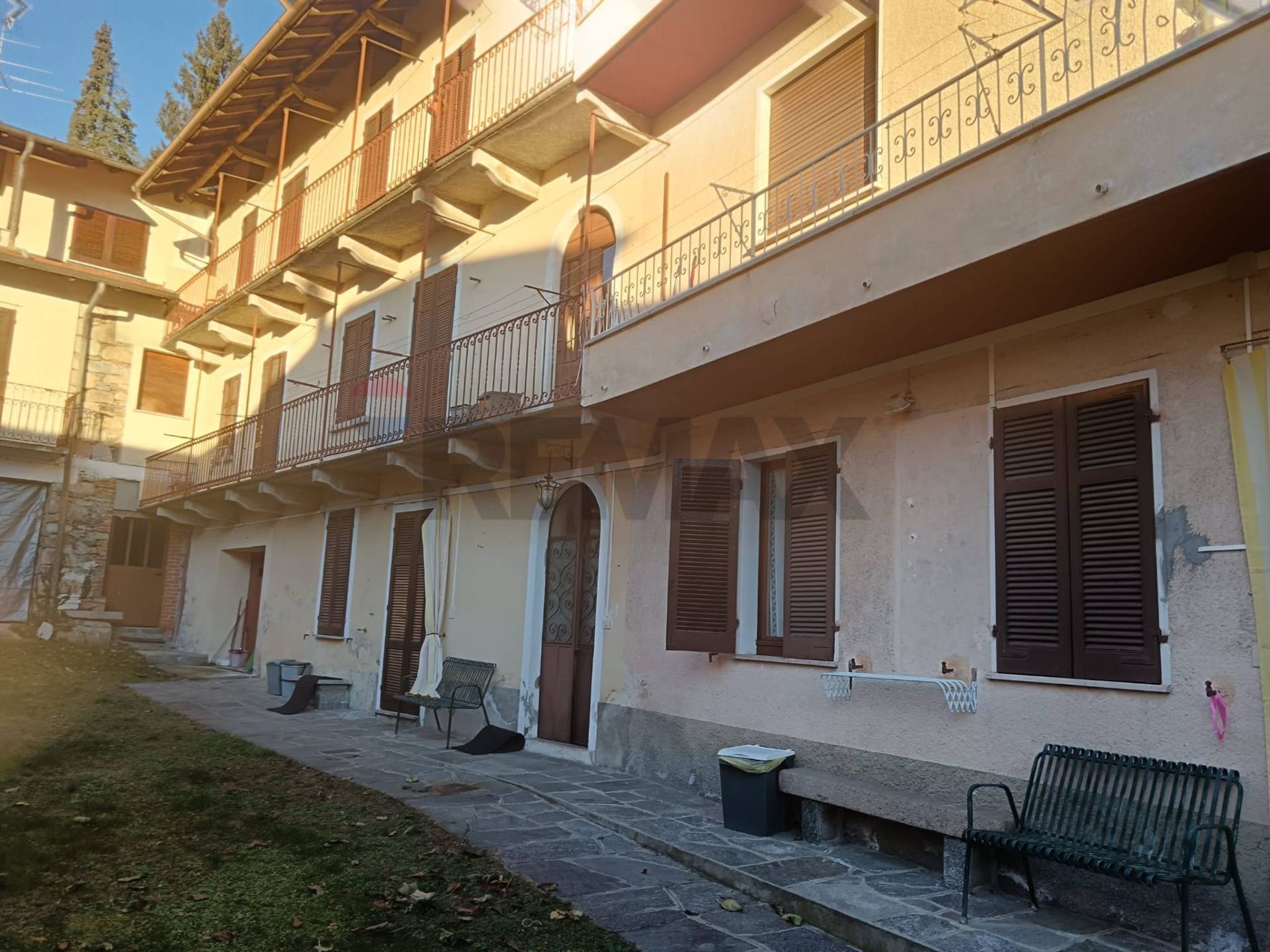Edificio all'aperto