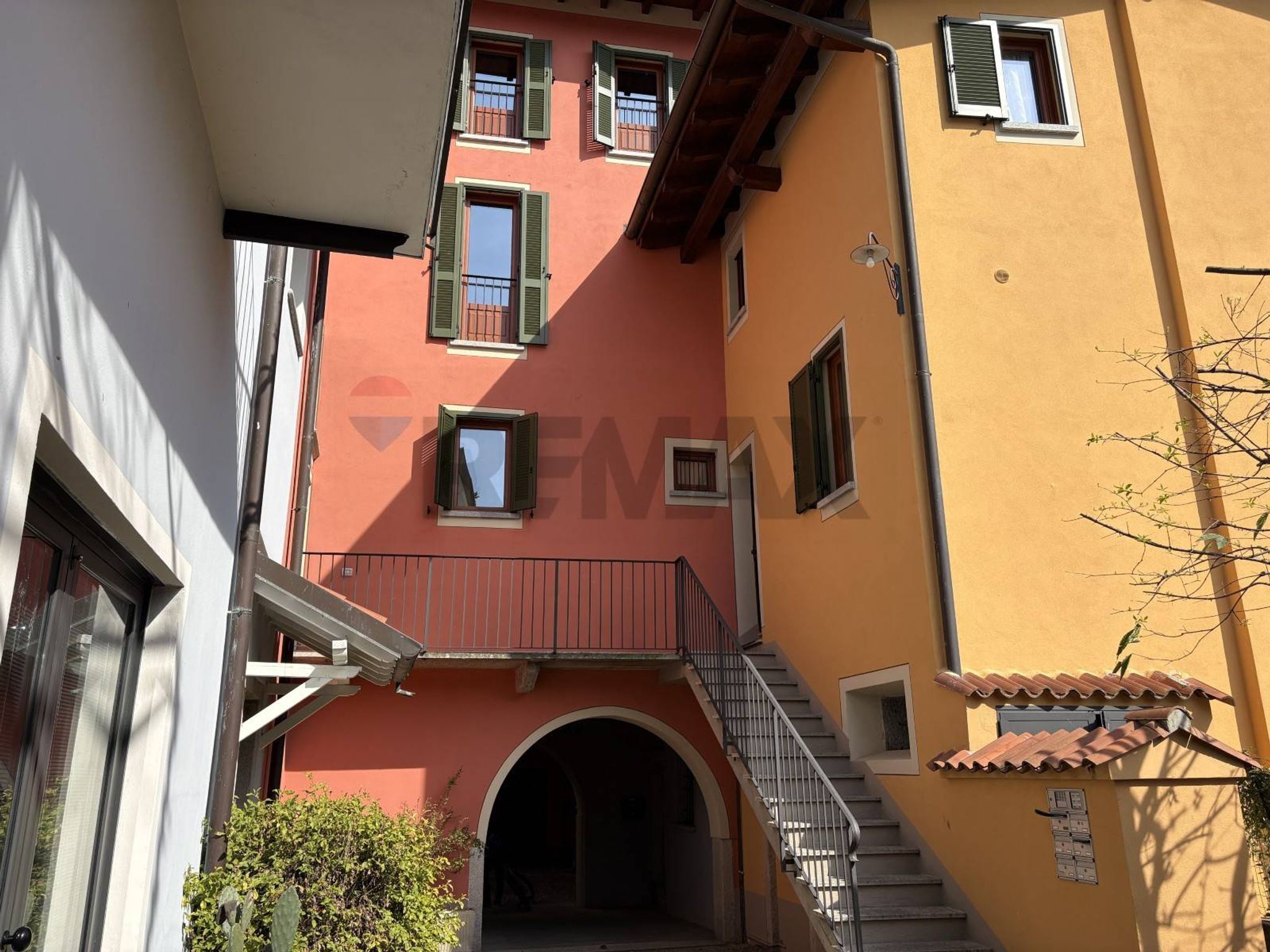 Edificio all'aperto
