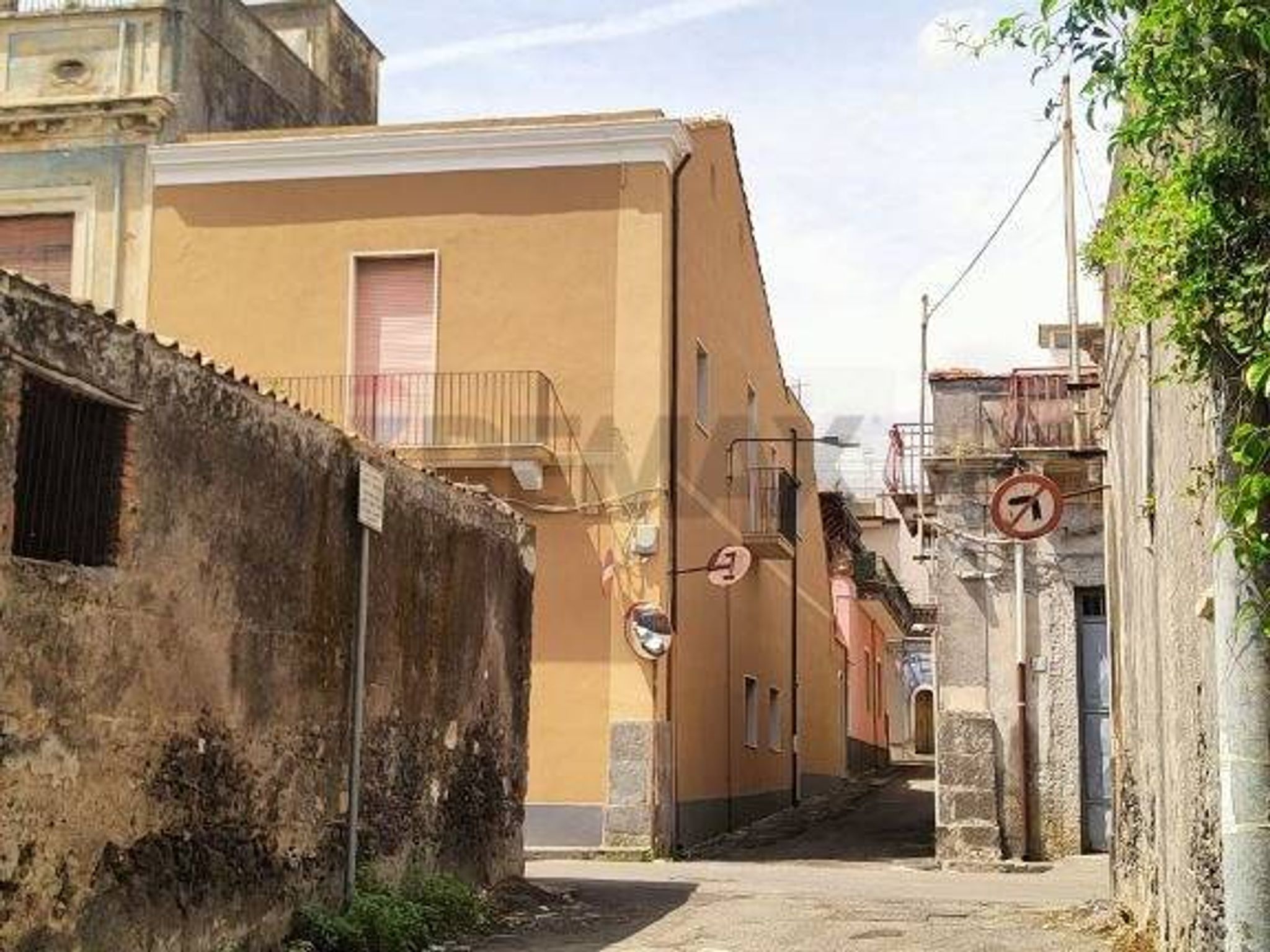 Edificio all'aperto