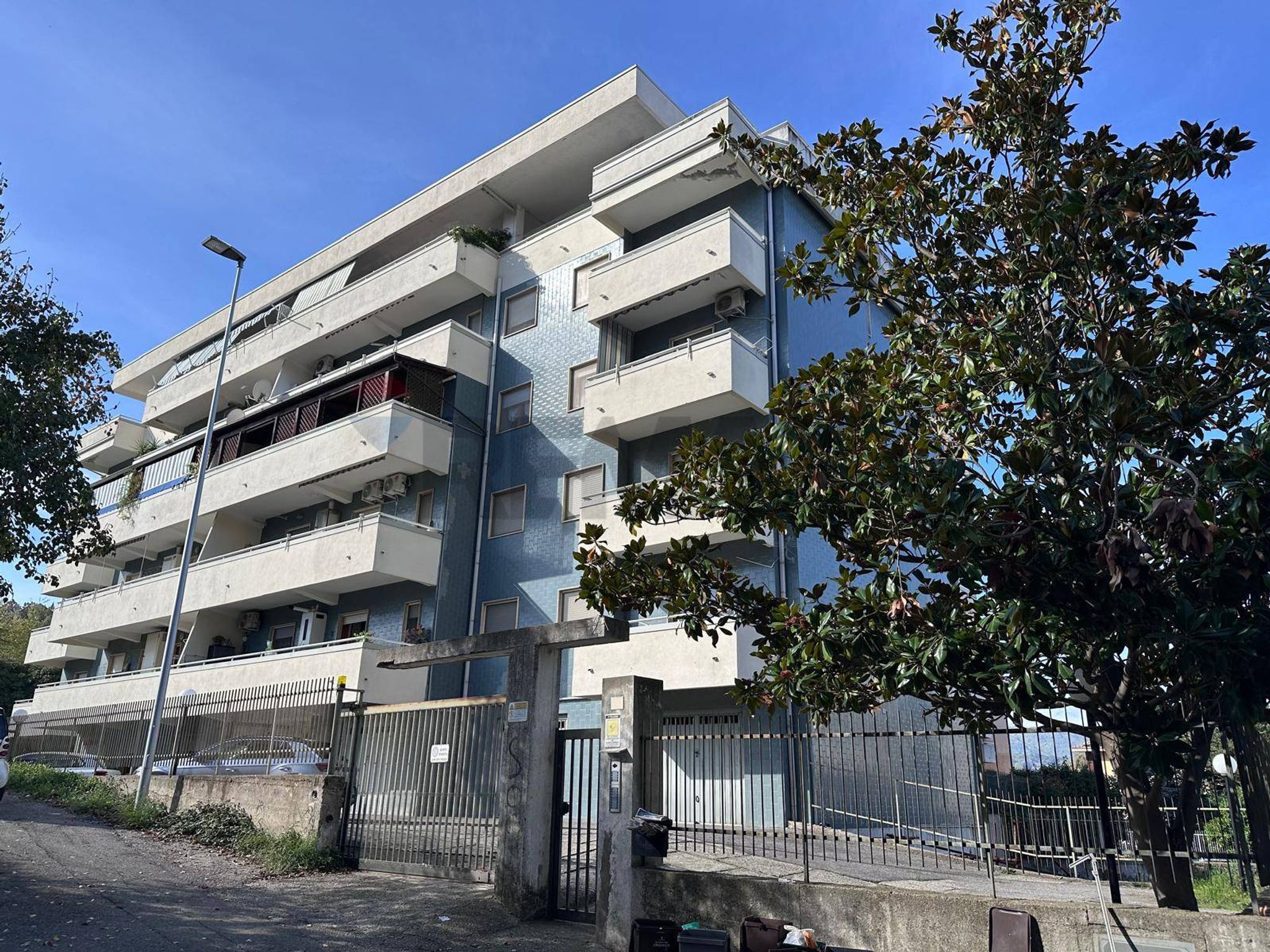 Edificio all'aperto