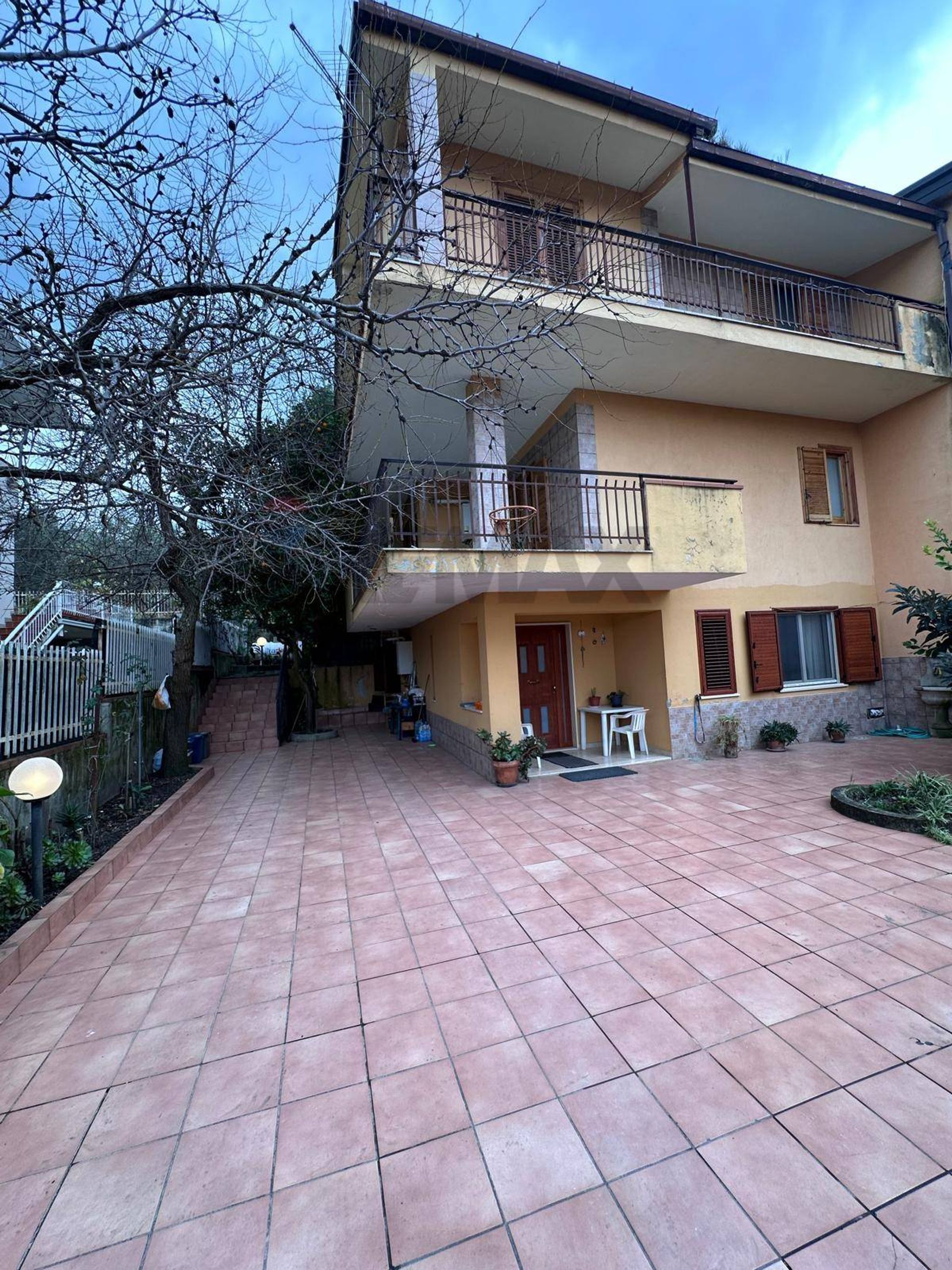 Edificio all'aperto