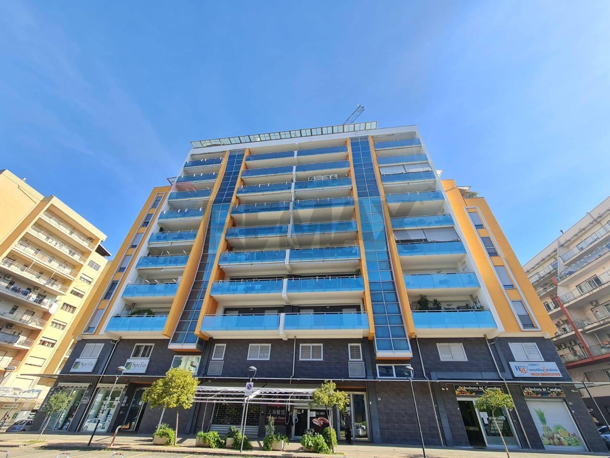 Edificio all'aperto