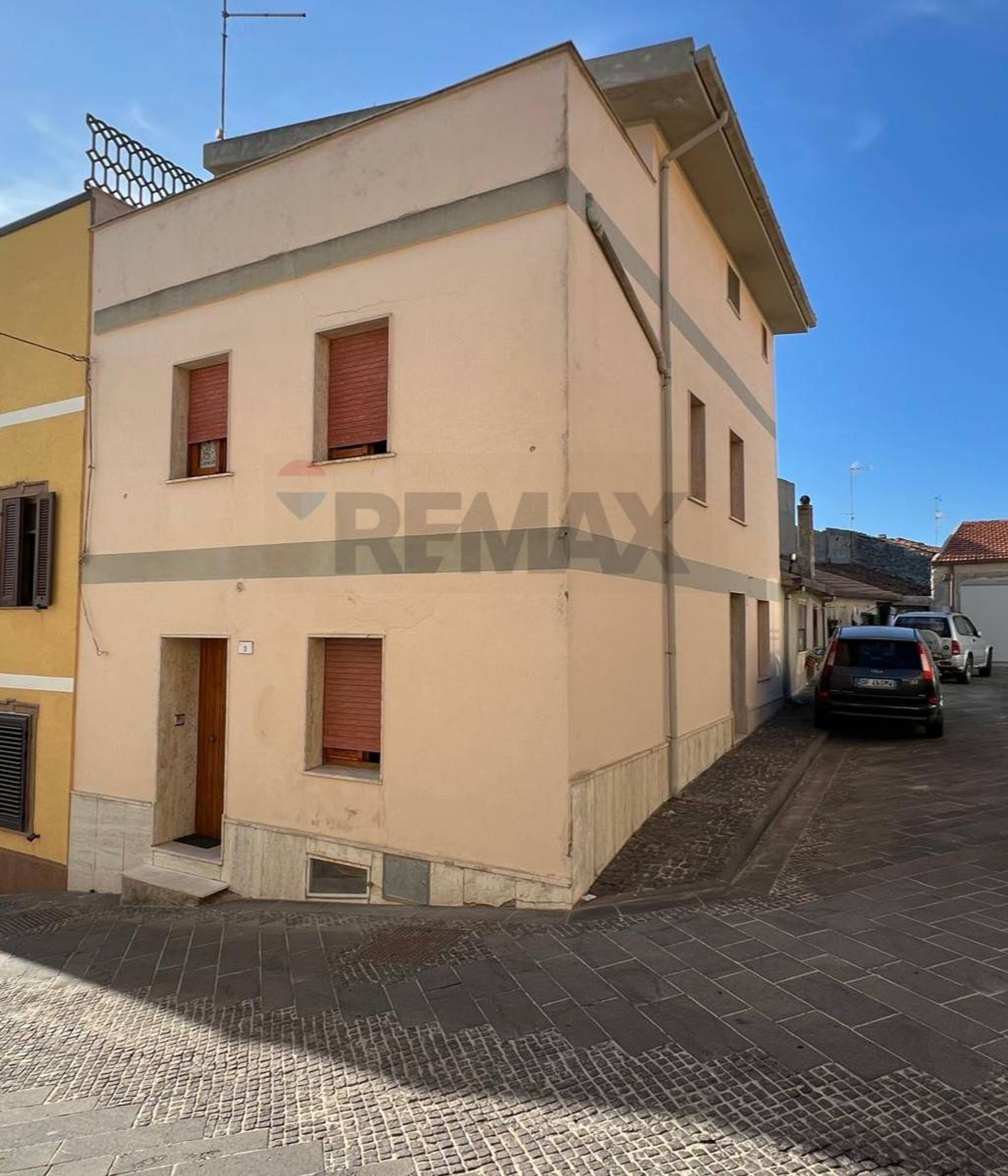Property in Florinas