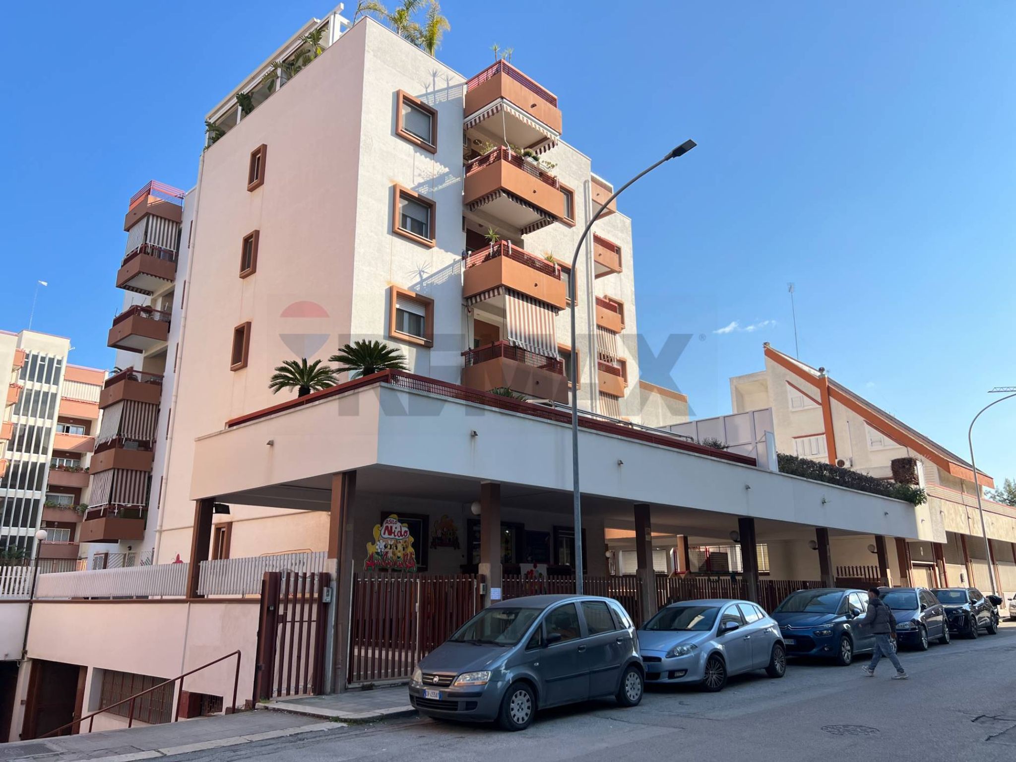 Edificio all'aperto