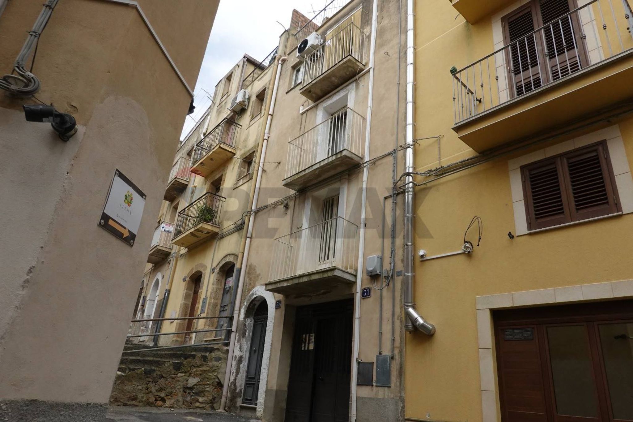 Edificio all'aperto