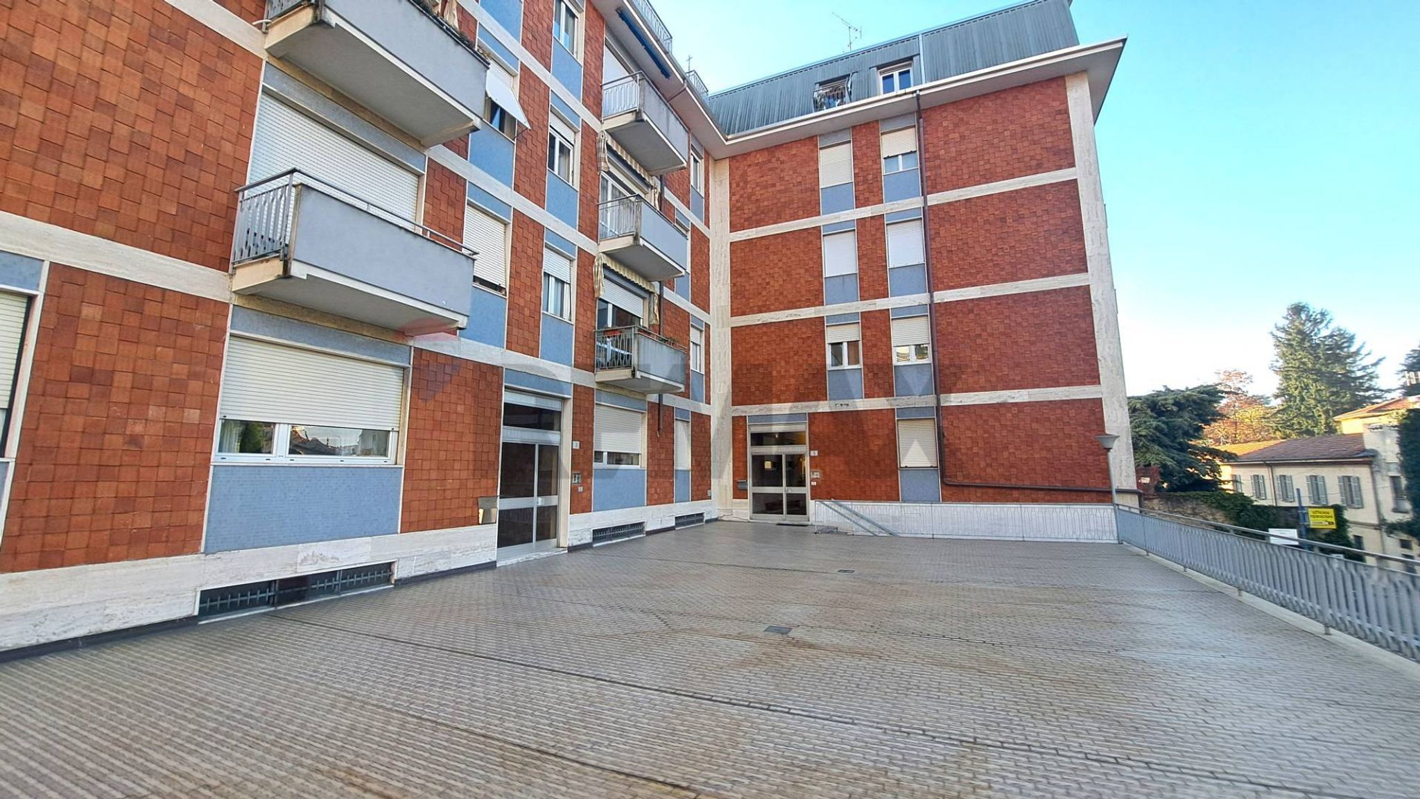 Edificio all'aperto