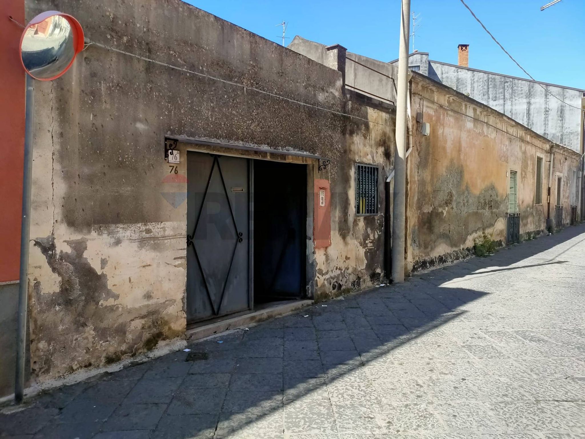 Edificio all'aperto