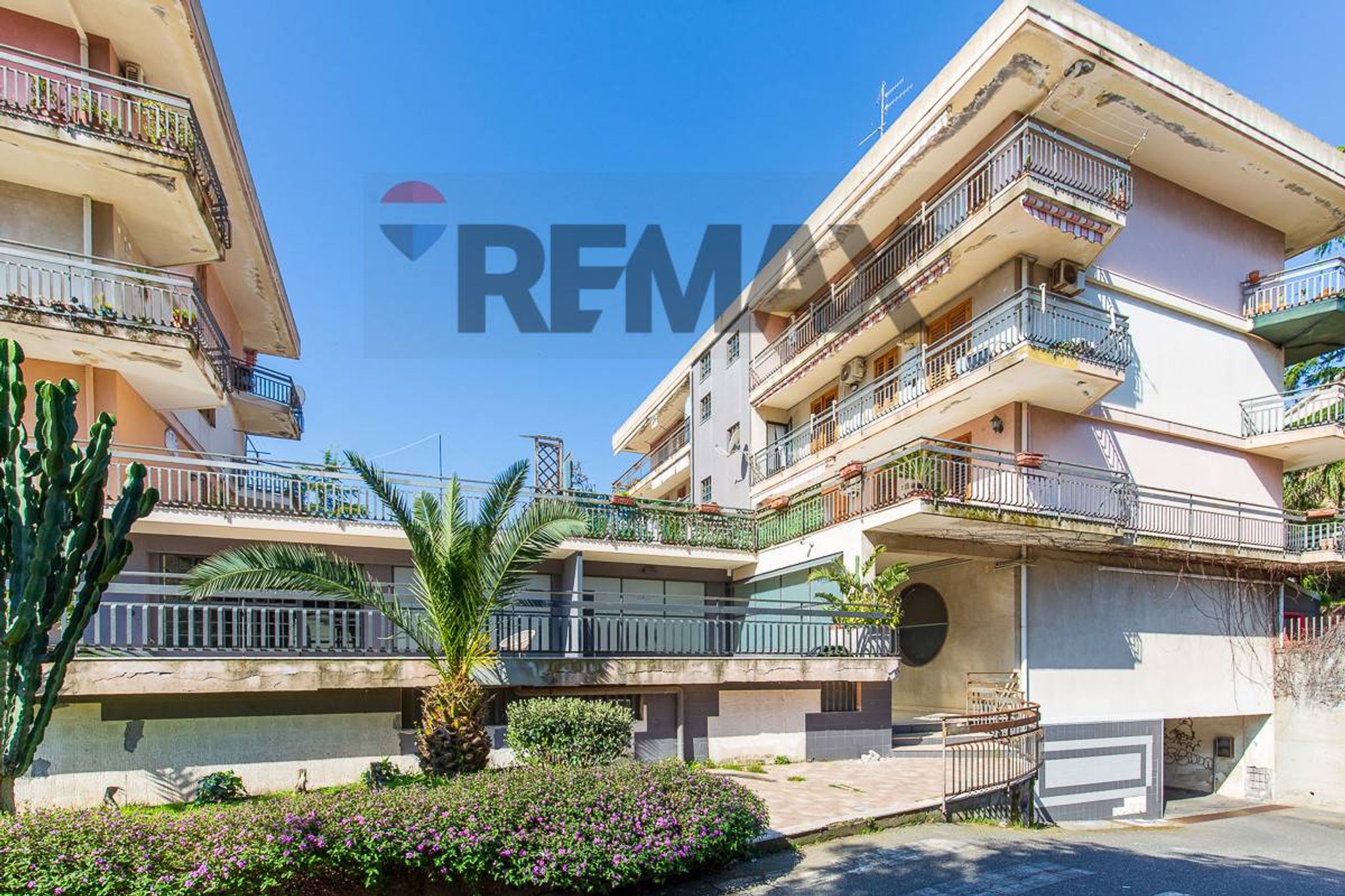 Edificio all'aperto