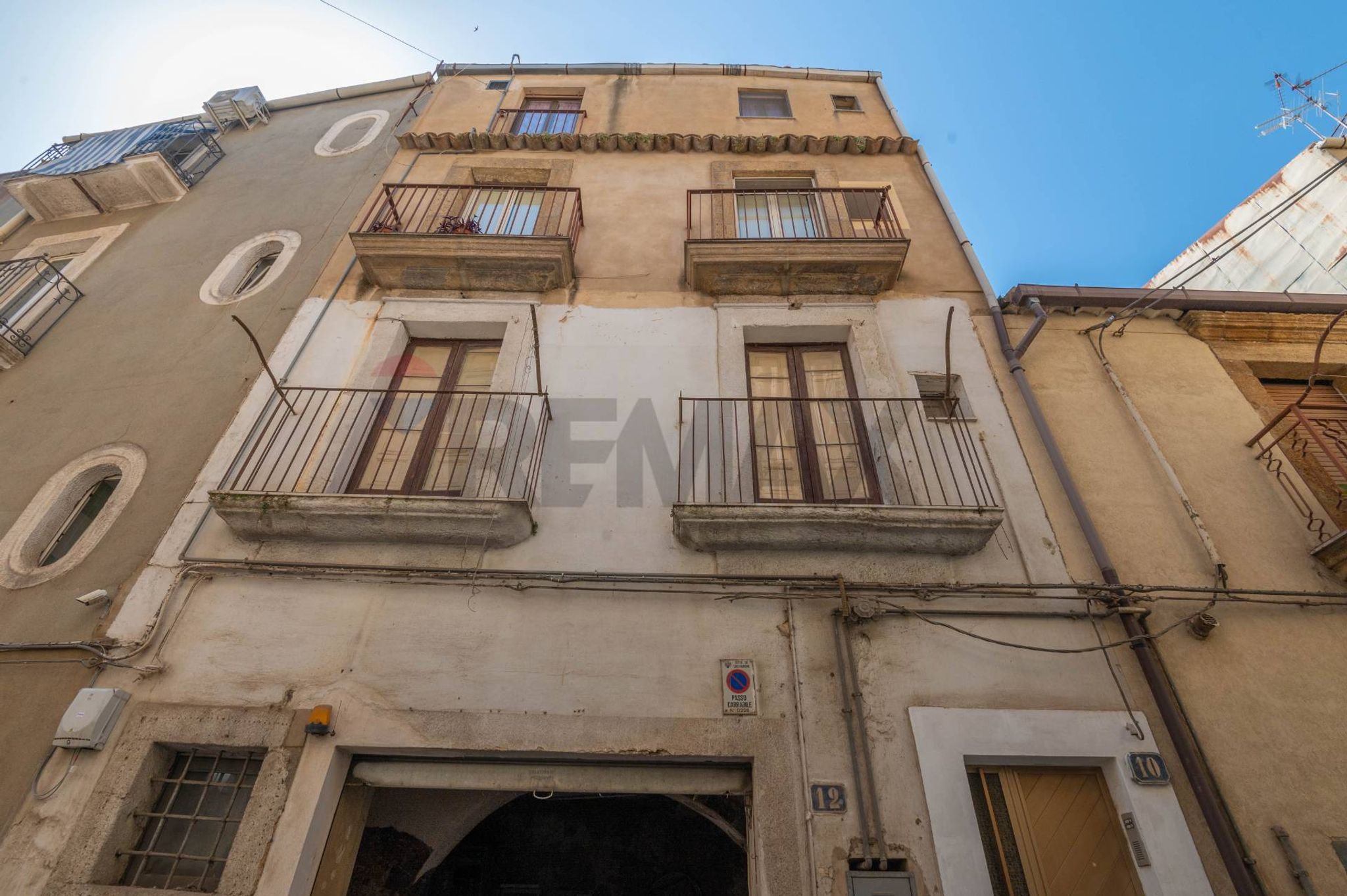 Edificio all'aperto