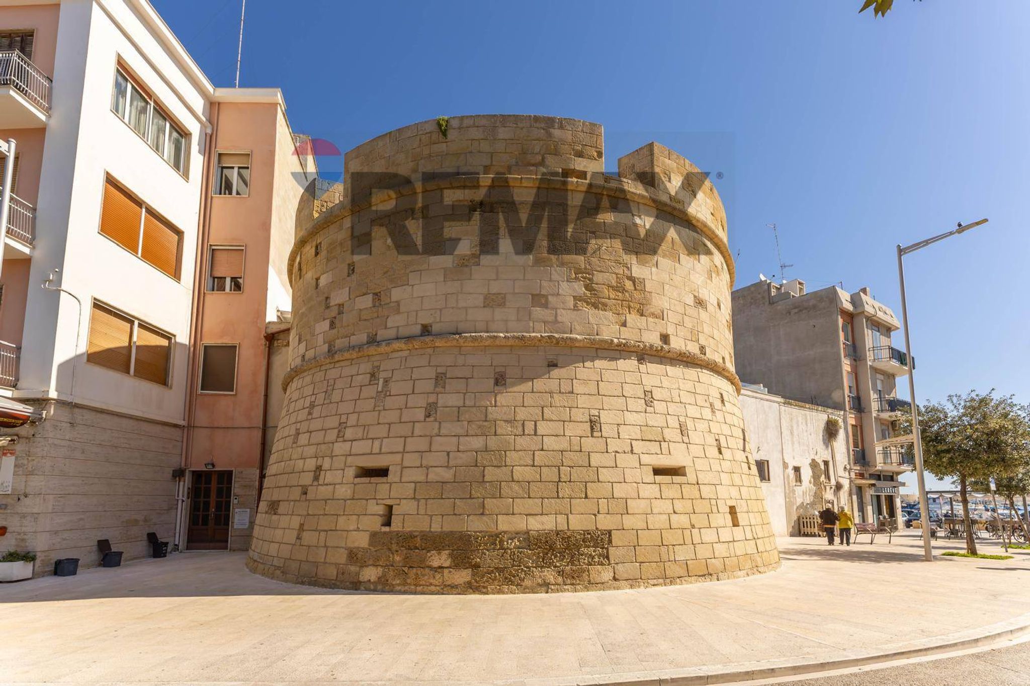 Edificio all'aperto
