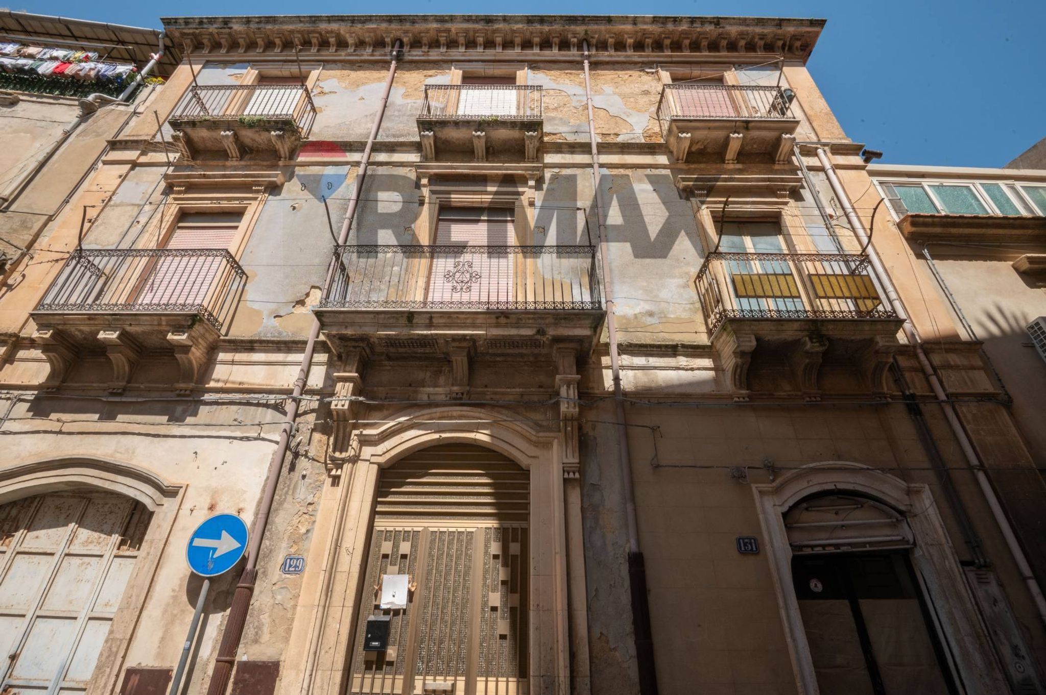 Edificio all'aperto