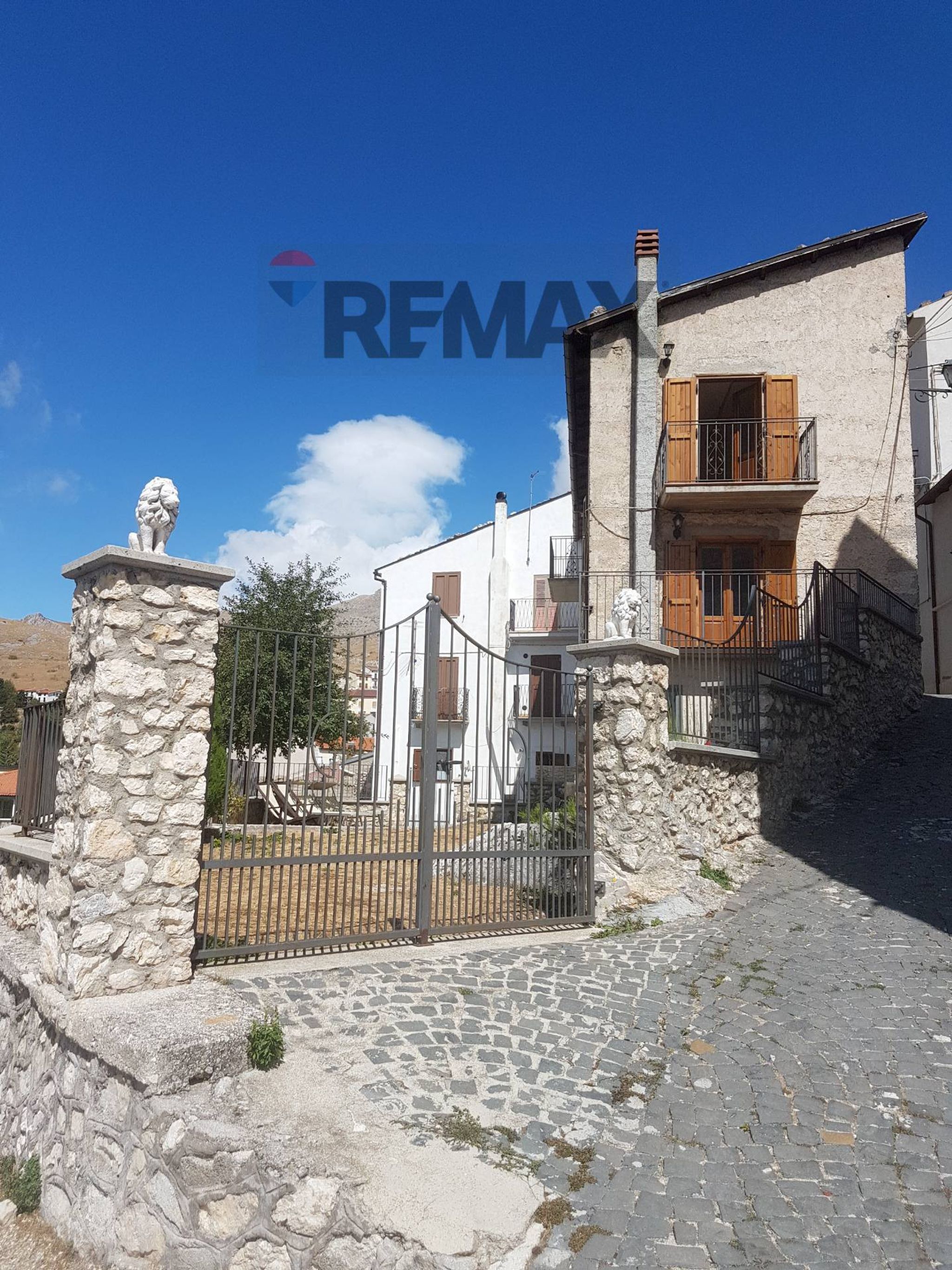 Property in Castel del Monte
