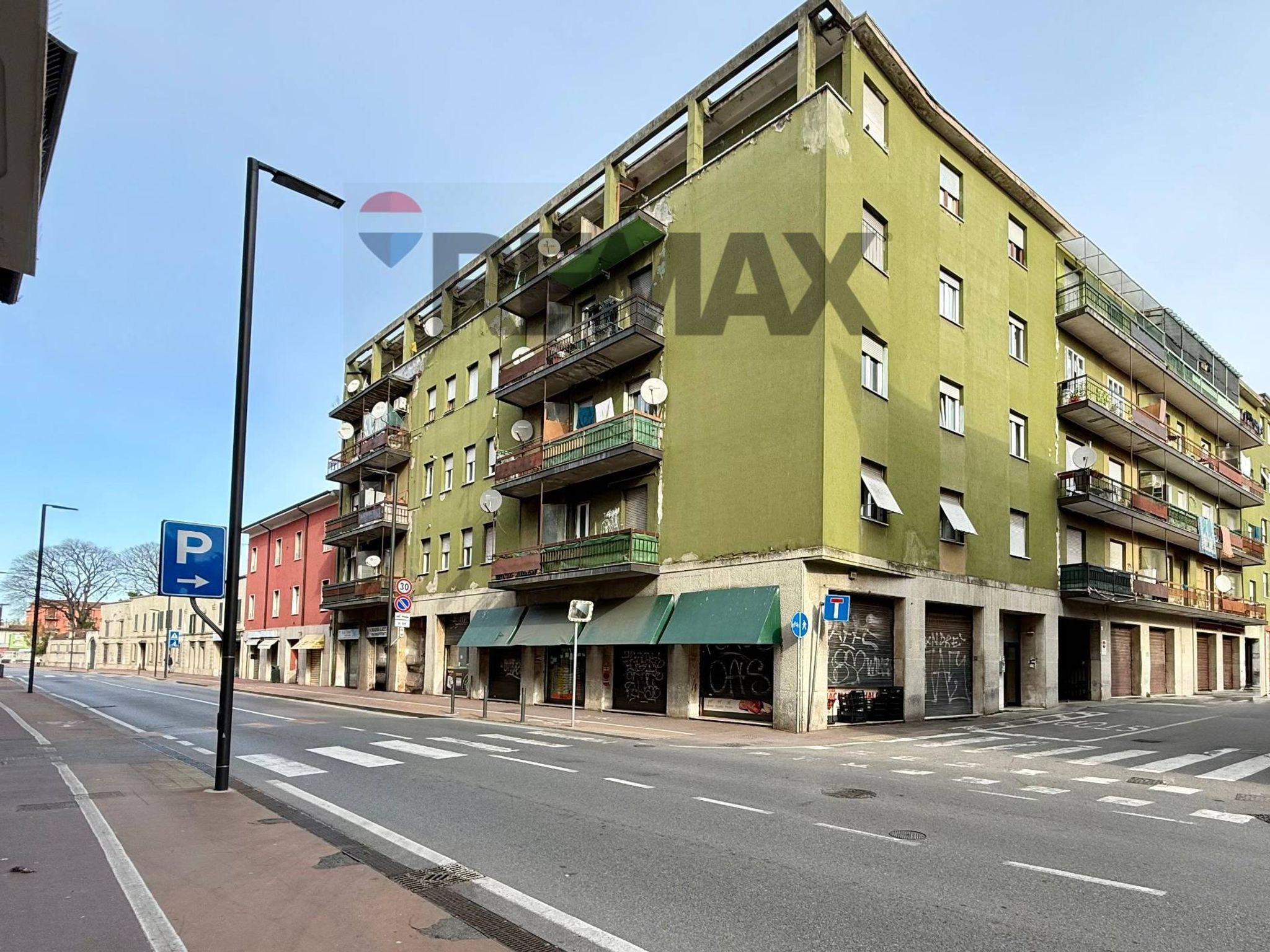 Edificio all'aperto