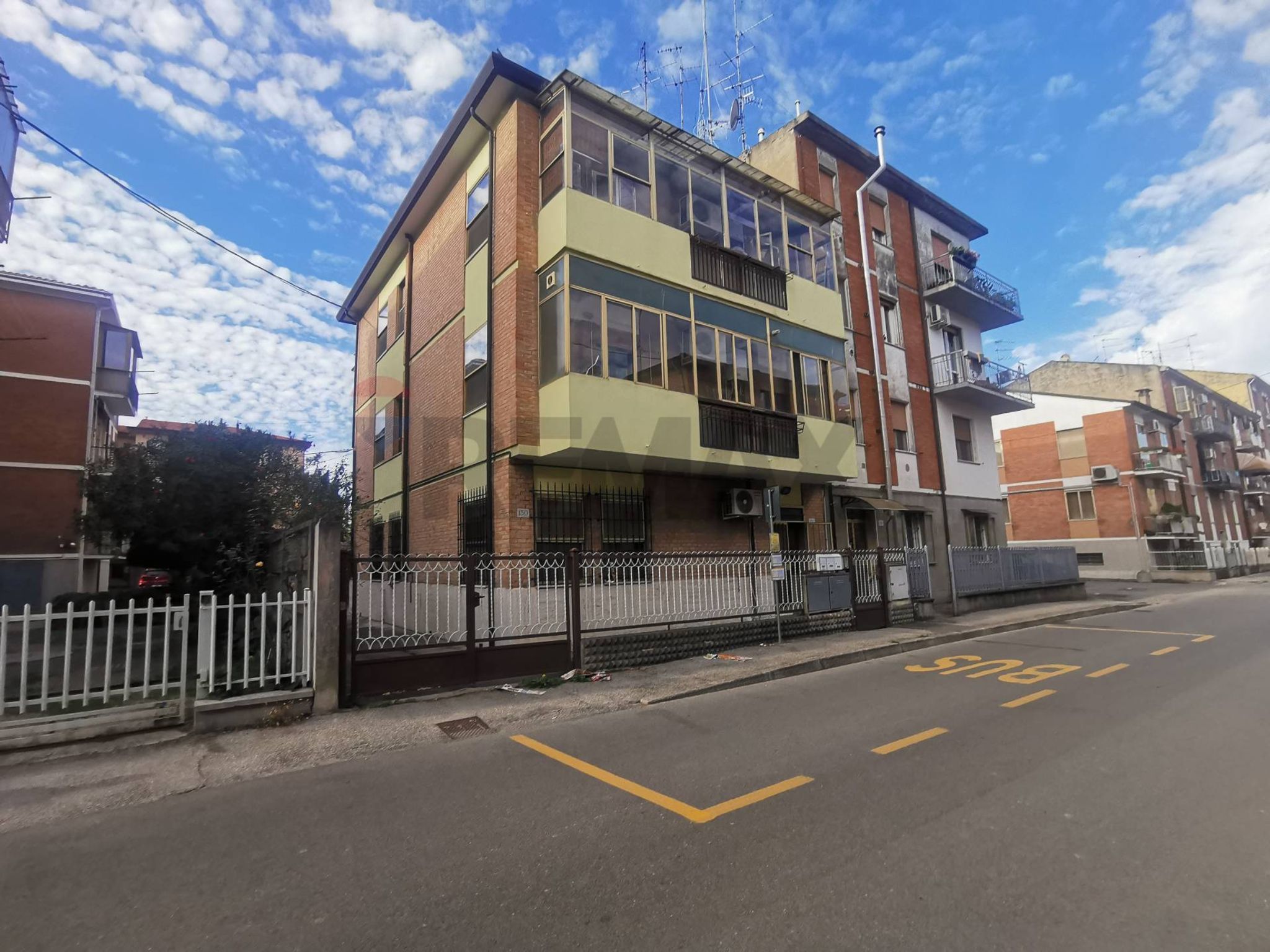 Edificio all'aperto