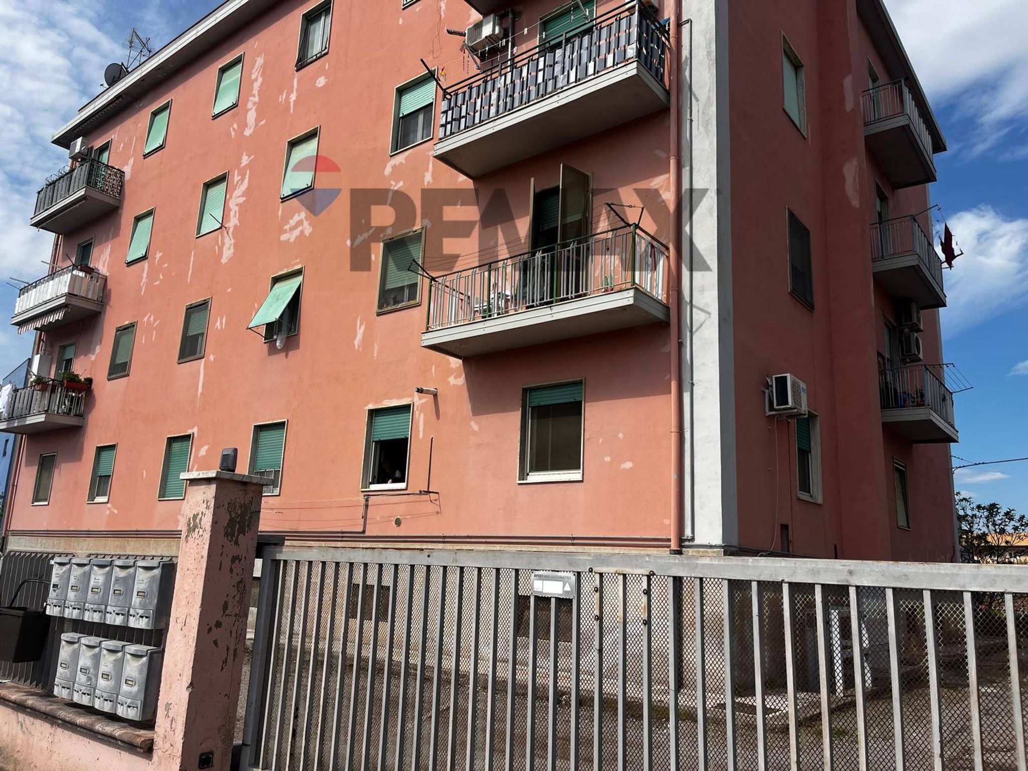 Edificio all'aperto