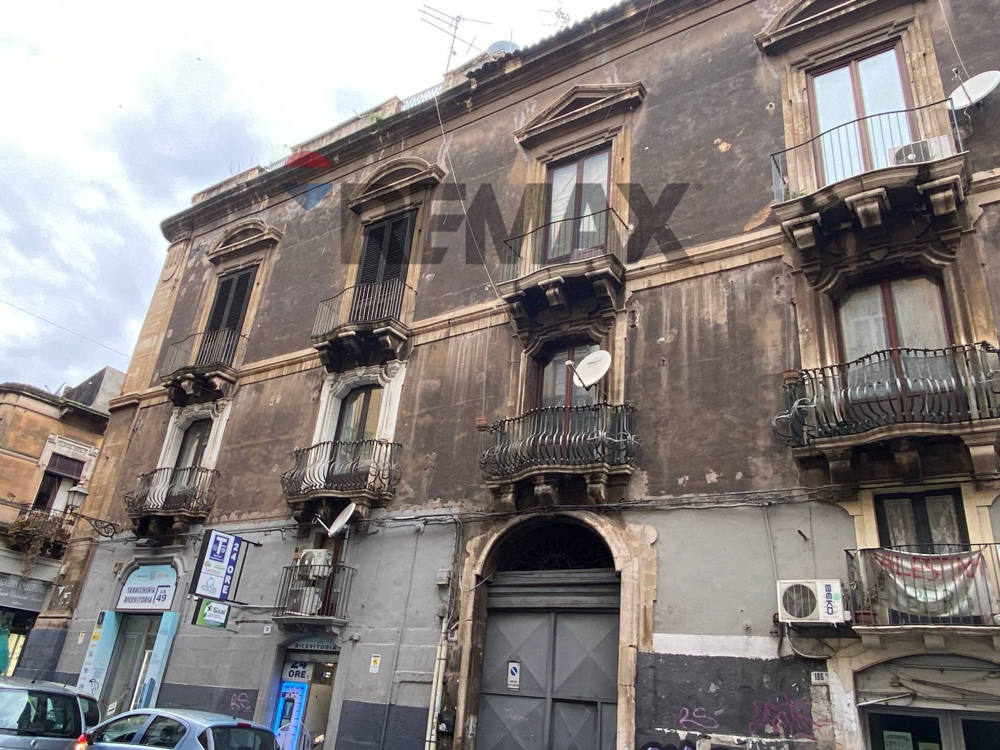 Edificio all'aperto