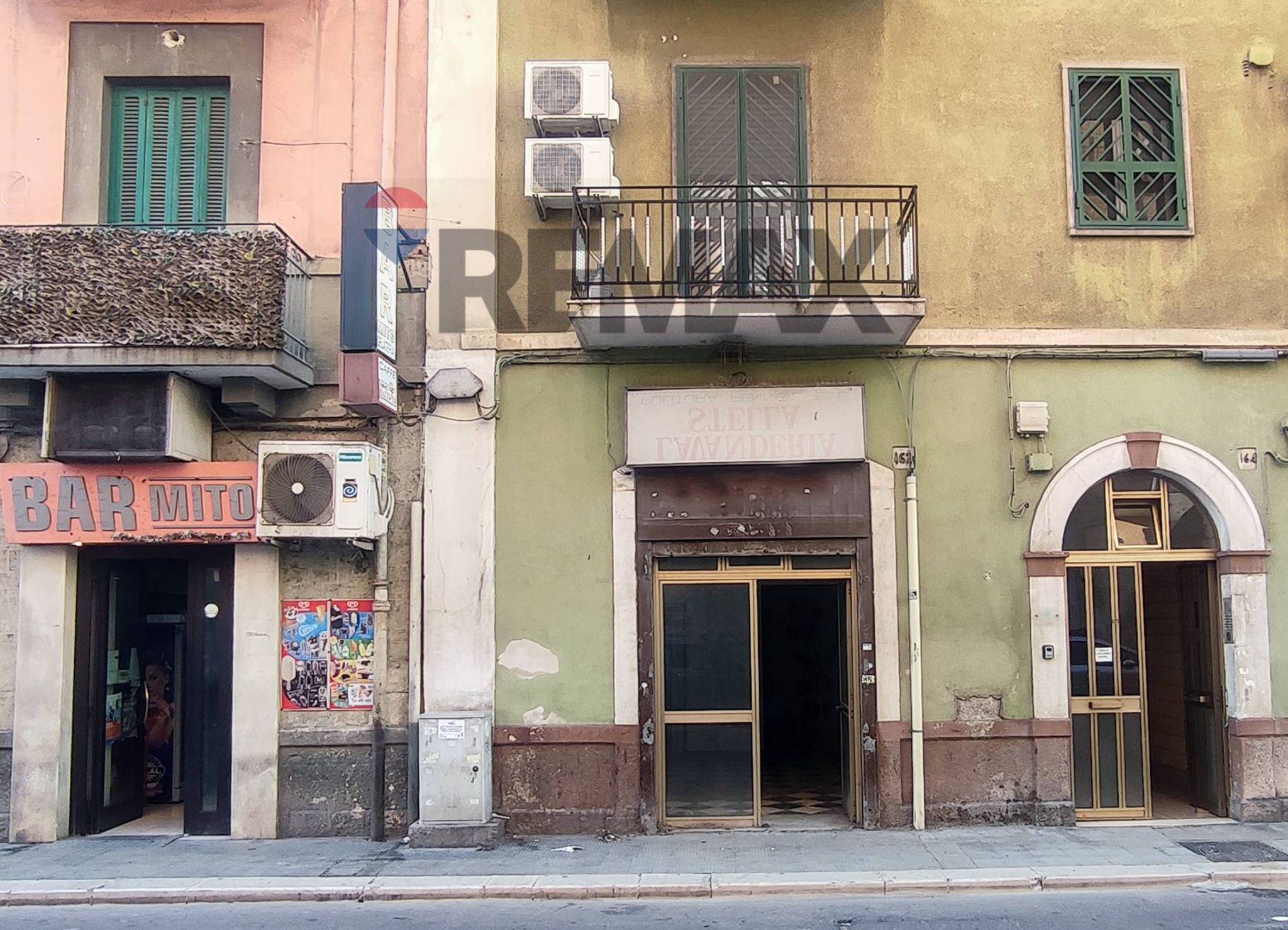 Edificio all'aperto