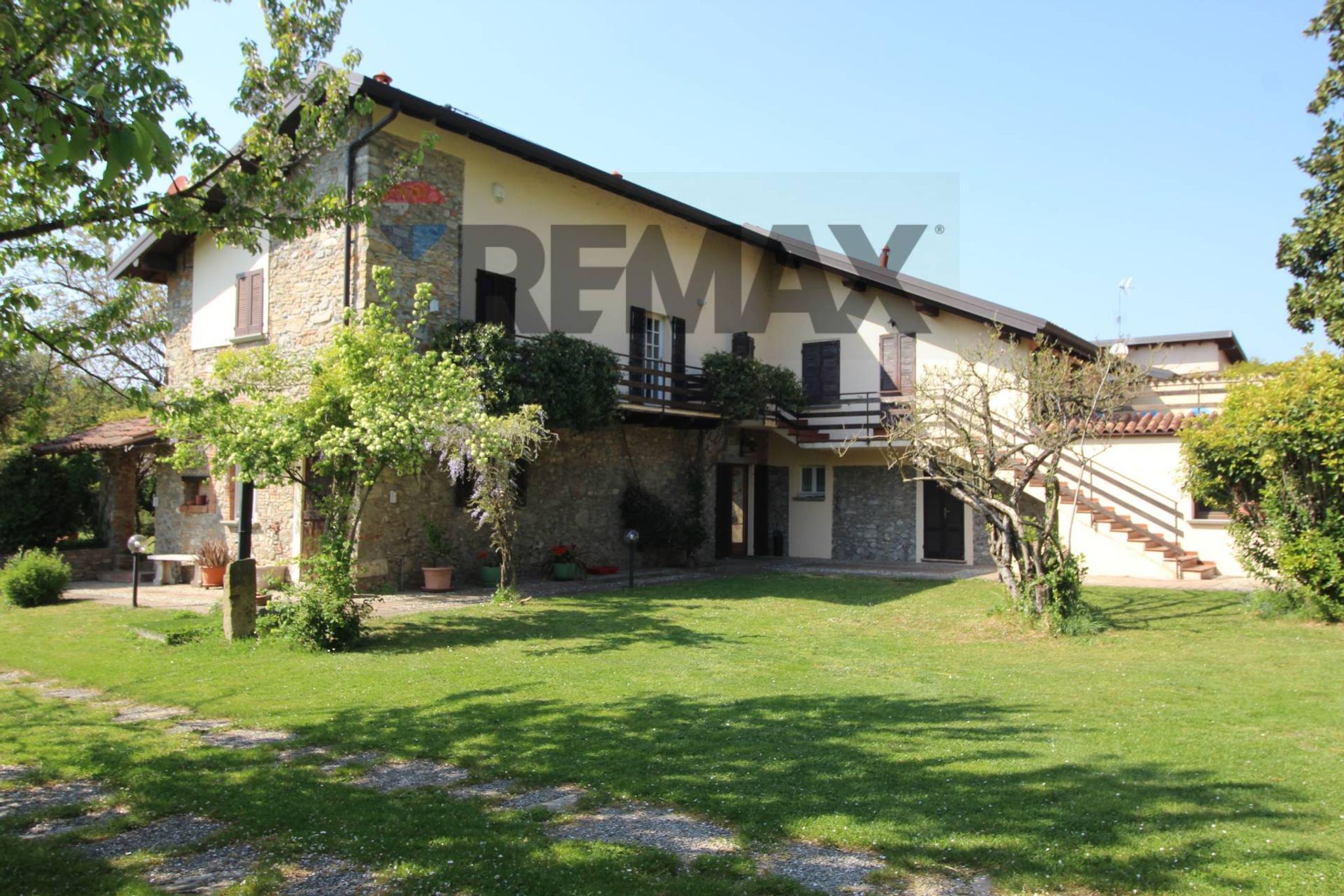Immobile a Villa d'Adda