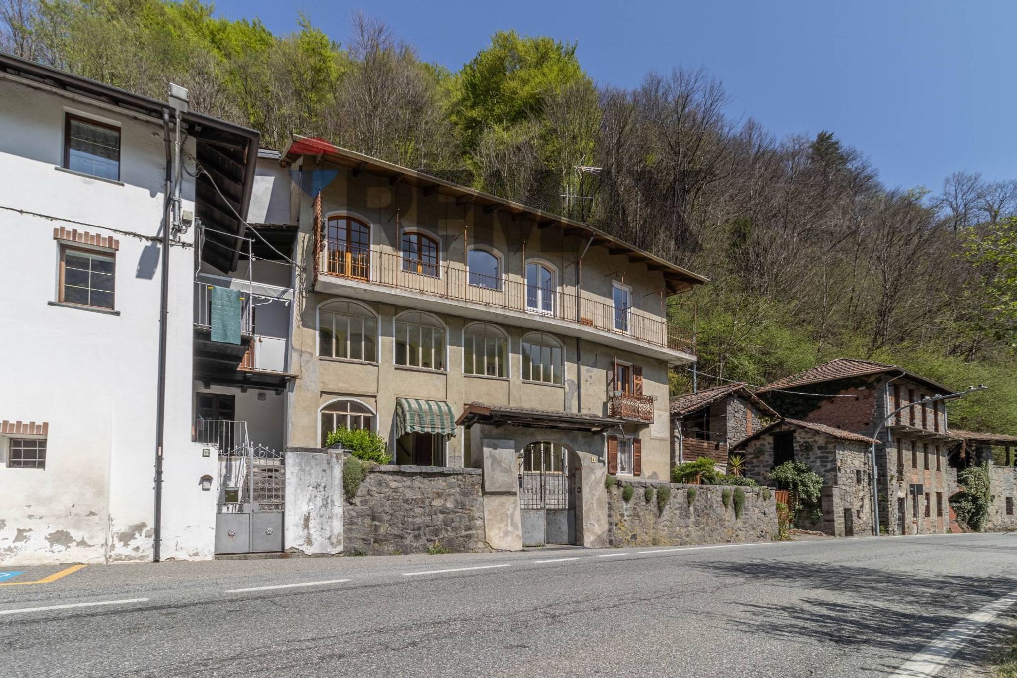 Edificio all'aperto