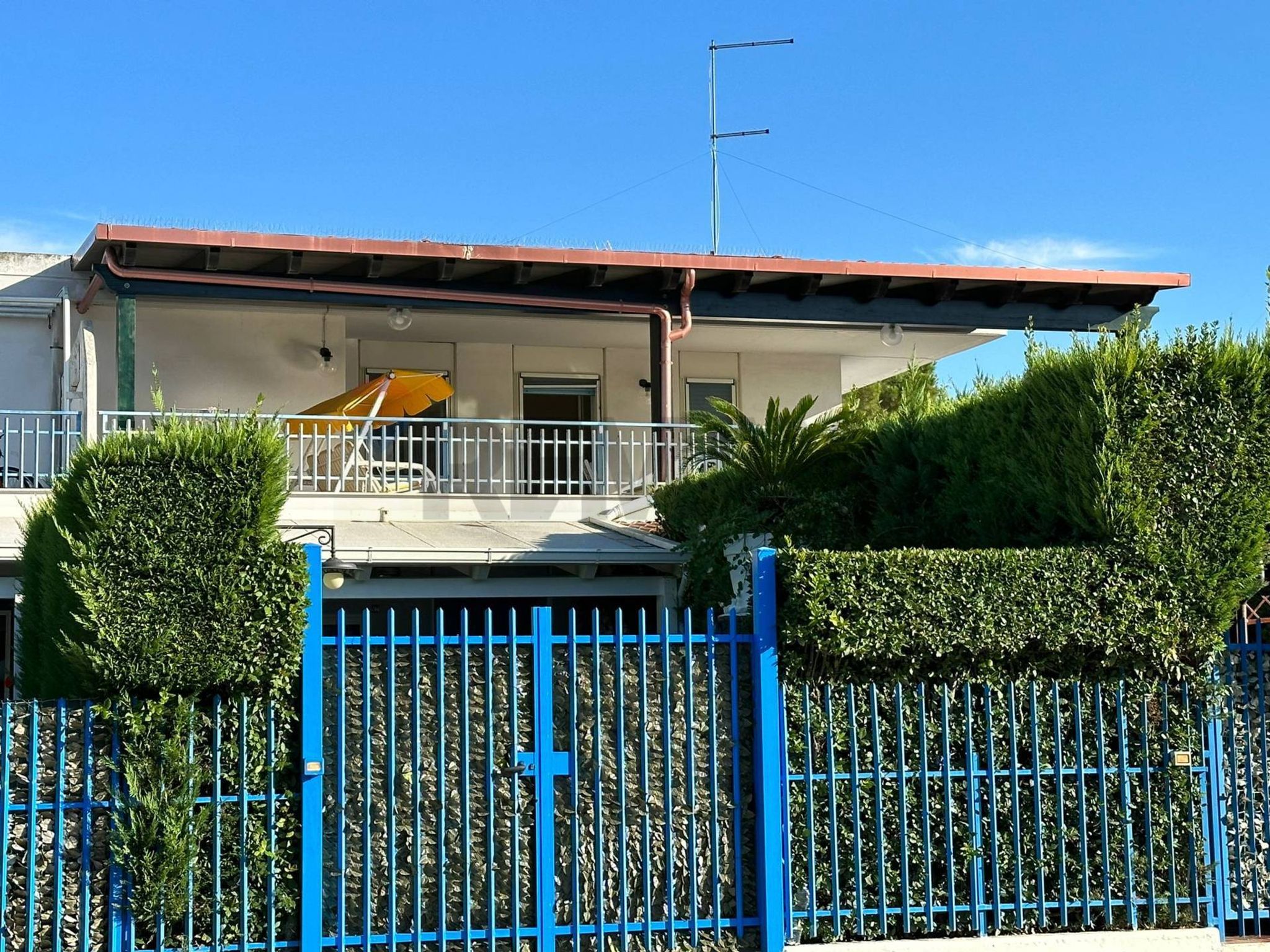 Esterno