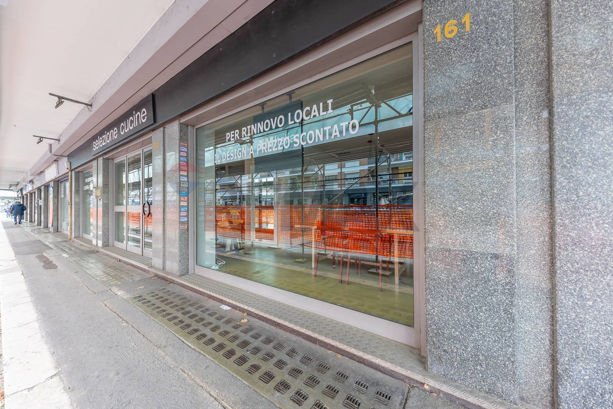Edificio all'aperto