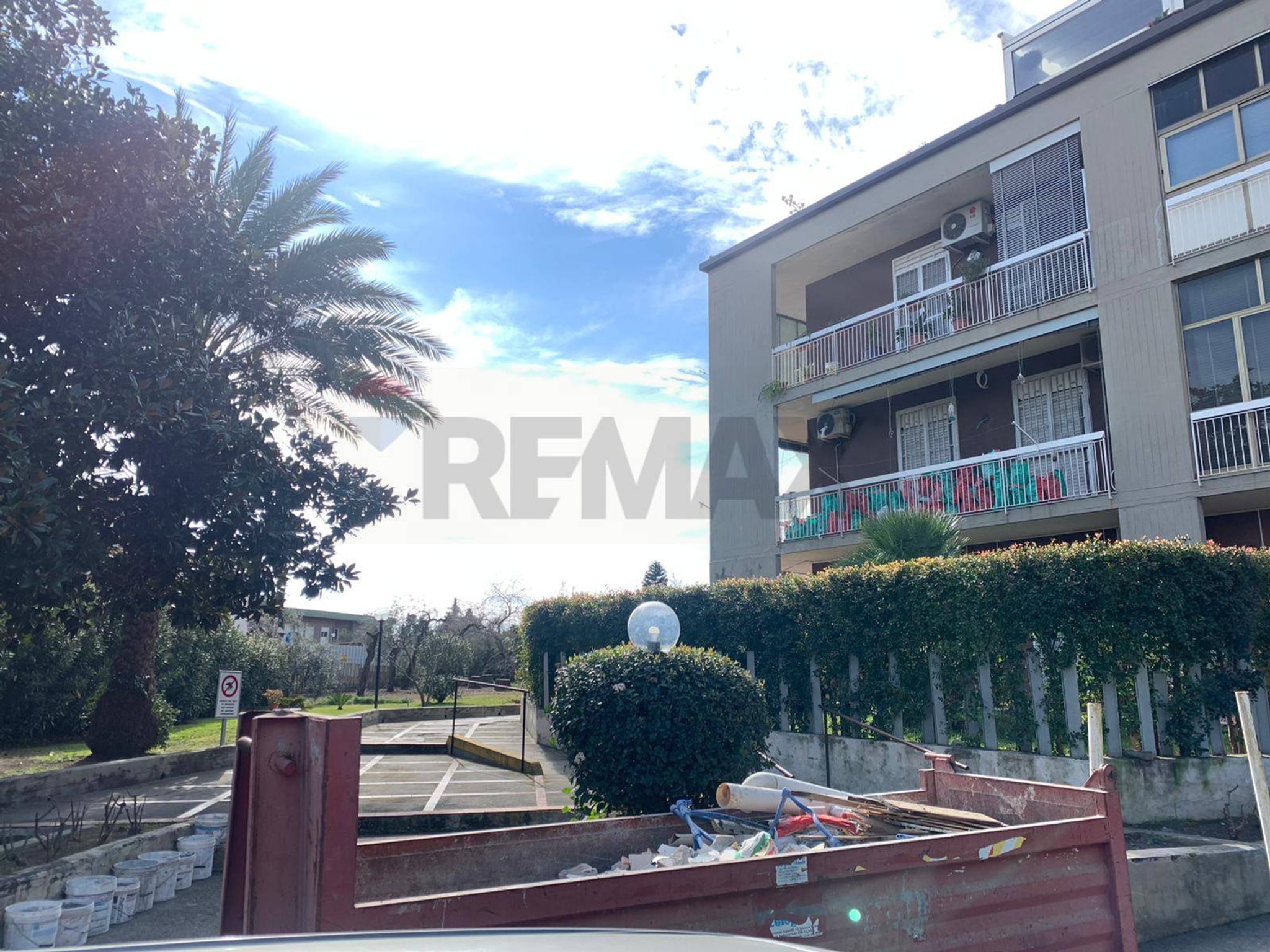 Edificio all'aperto