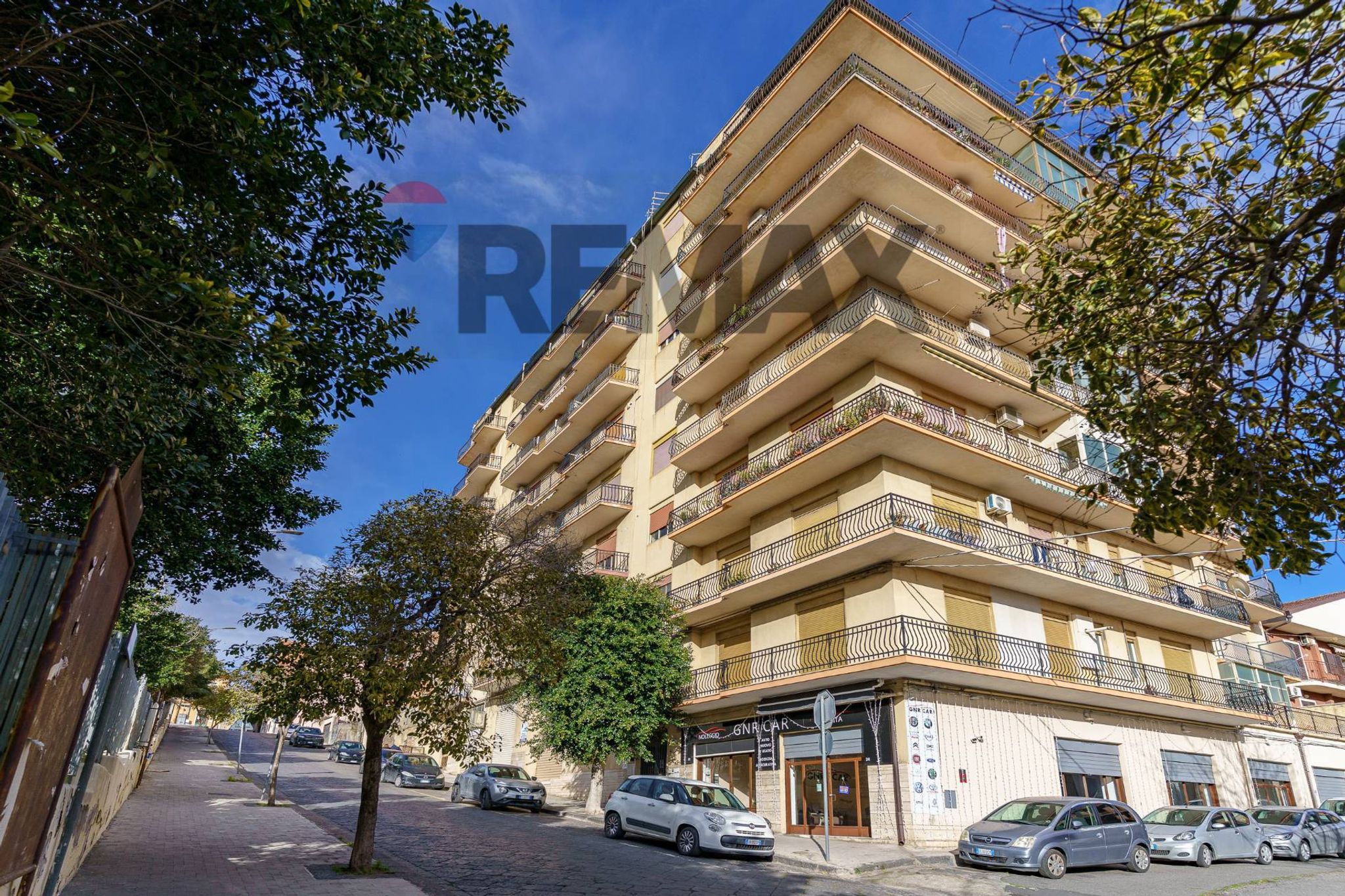 Edificio all'aperto