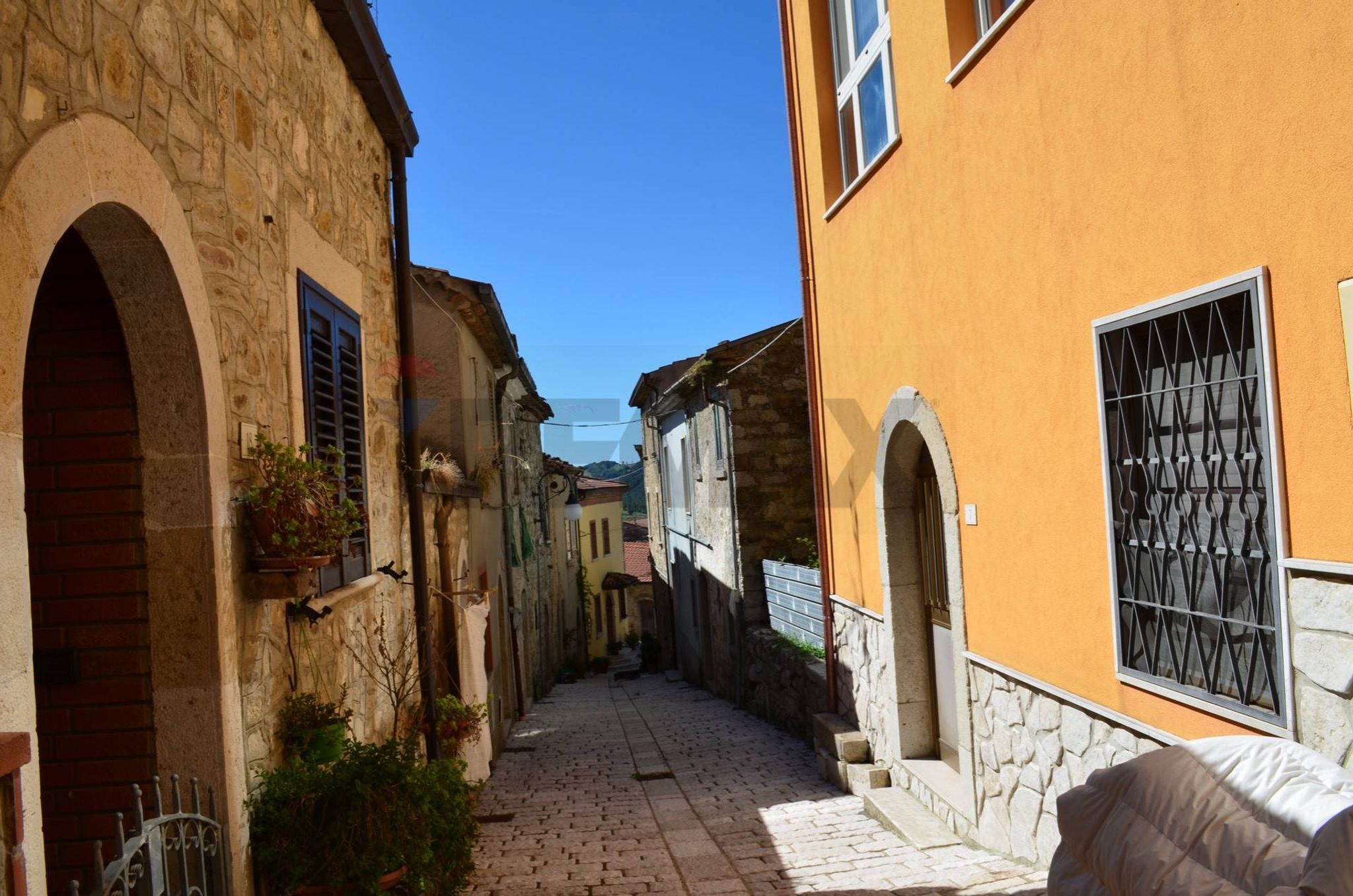 Edificio all'aperto