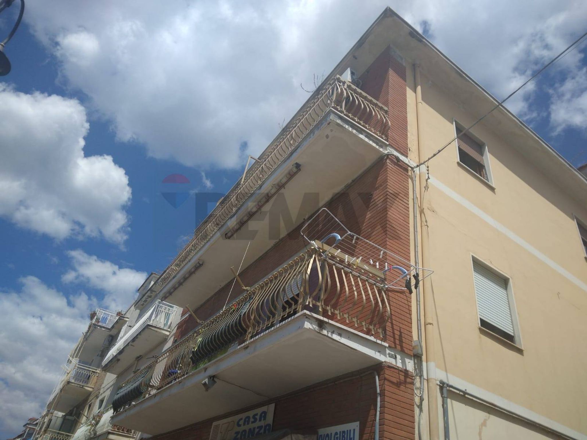 Edificio all'aperto