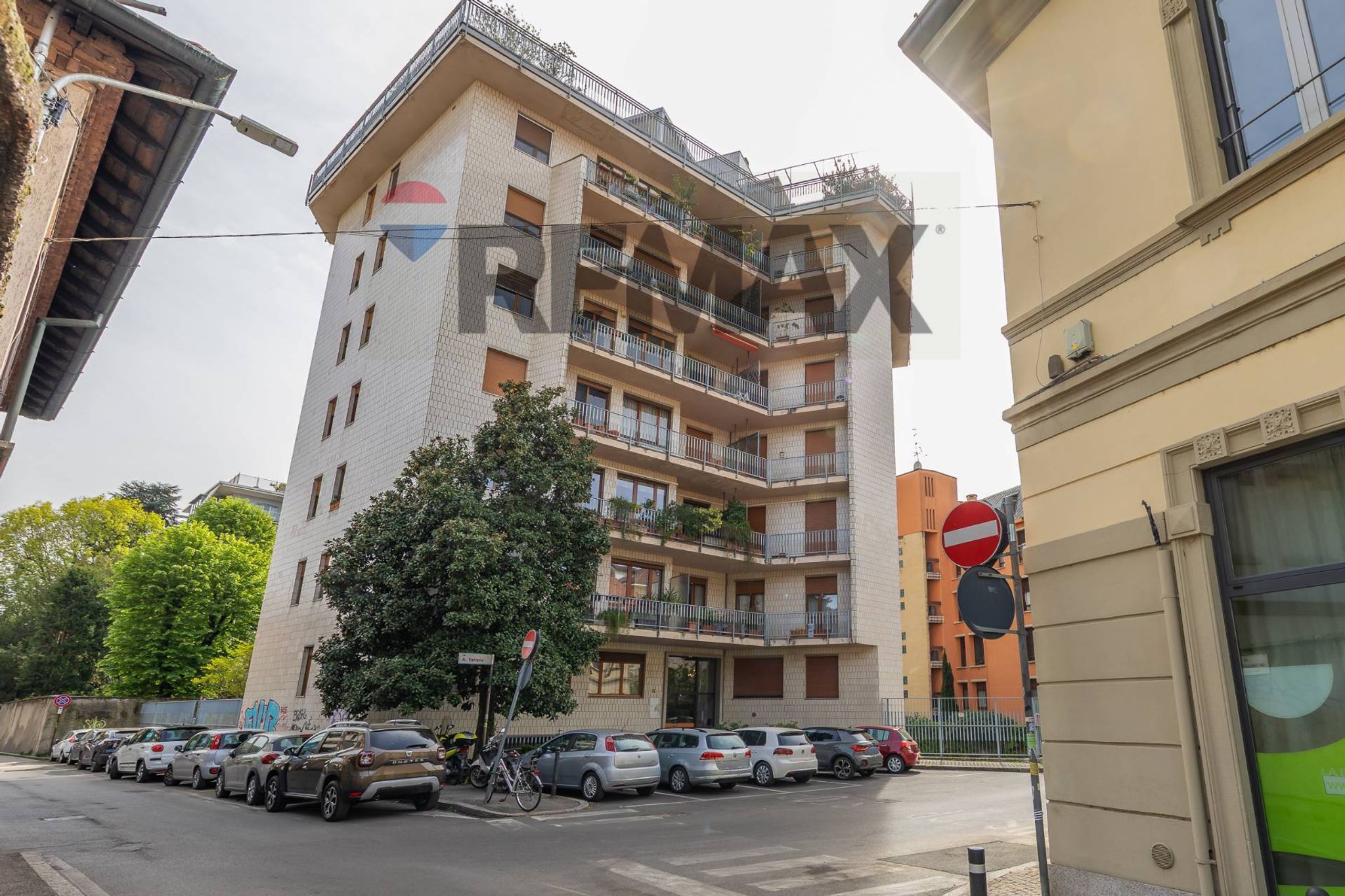Edificio all'aperto
