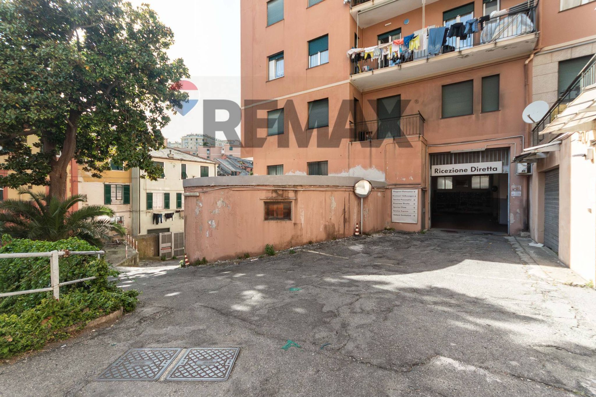 Edificio all'aperto